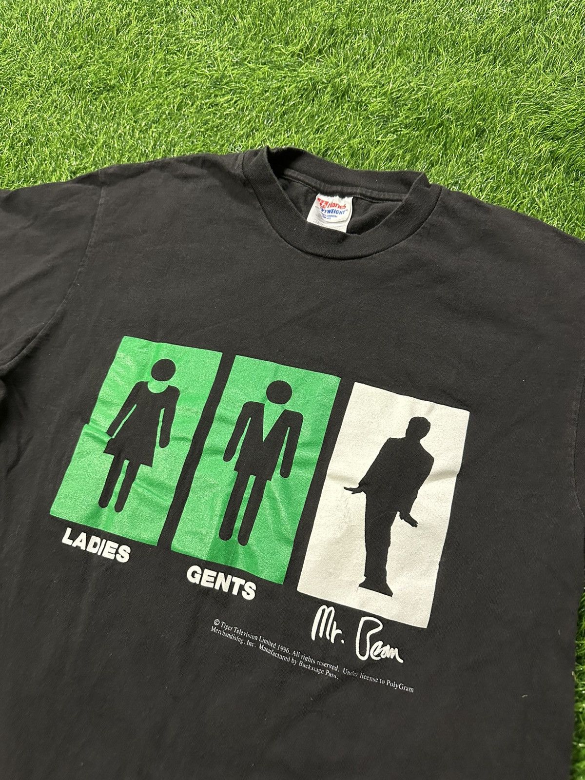 Vintage Vintage 1996 Mr Bean Comedy Tee Shirt Size Medium Size US M / EU 48-50 / 2 - 2 Thumbnail