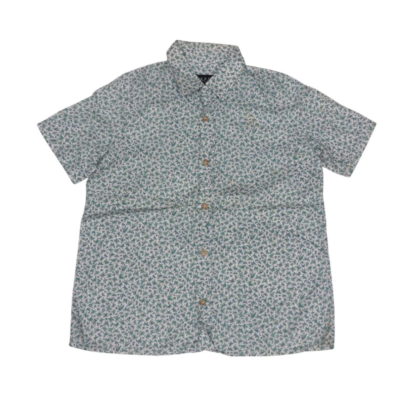 A.P.C. A.P.C. Butterfly Fullprint Button Ups Size XS / US 0-2 / IT 36-38 - 1 Thumbnail