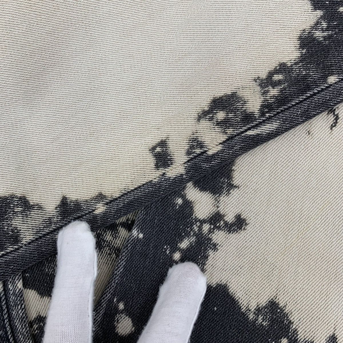 Gucci Gucci Black And White Color-block Ink Wash Denim Pants K26WX Size 26" / US 2 / IT 38 - 9 Thumbnail