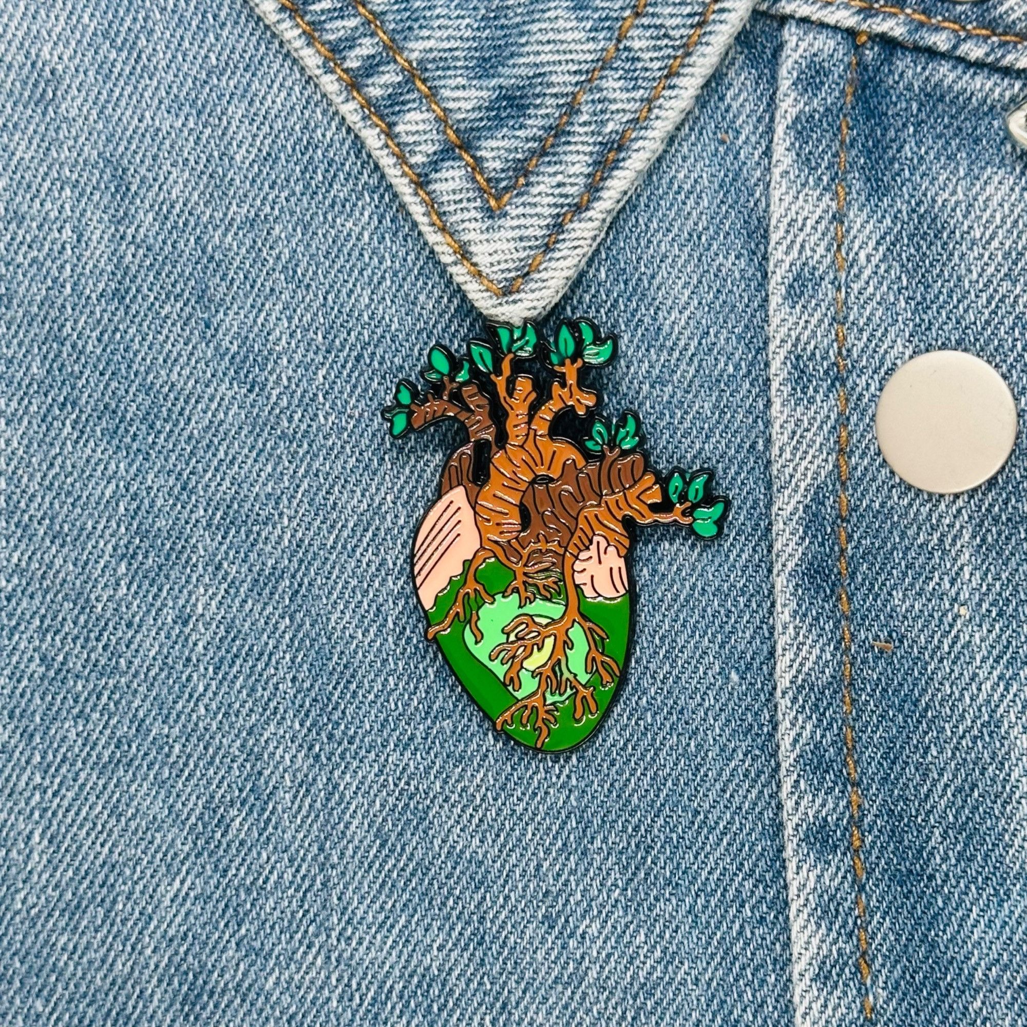 Other 🤩Broch Organ Tree Of Life Heart Shape Enamel Pin Spooky Lar Size ONE SIZE - 1 Thumbnail