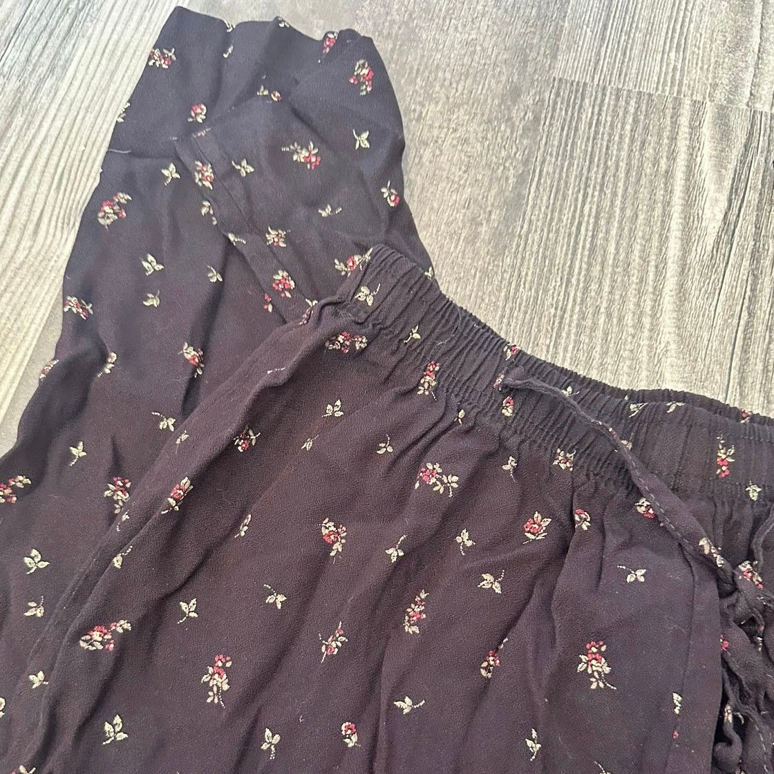 Other expressions black red floral pants lounge vintage Size 30" / US 8 / IT 44 - 2 Thumbnail