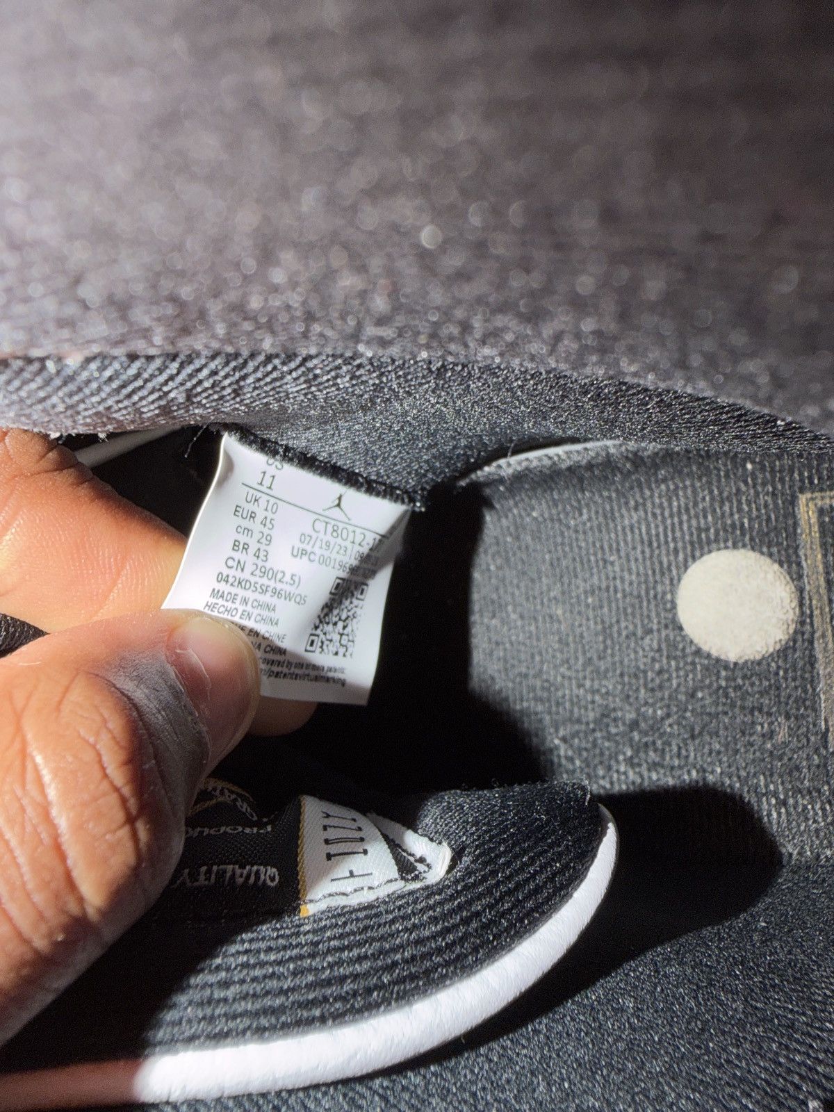Jordan Brand gratitude jordan 11 retro Size US 10.5 / EU 43-44 - 7 Thumbnail