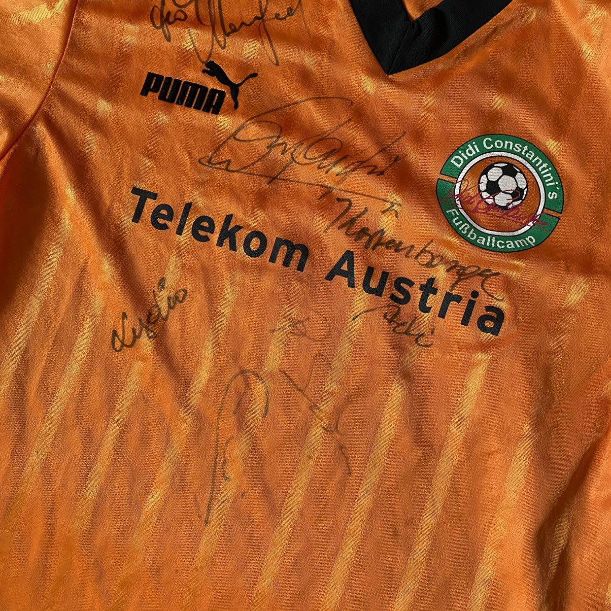 Puma Vintage Puma Soccer Jersey Rare Signatures Size US M / EU 48-50 / 2 - 2 Thumbnail
