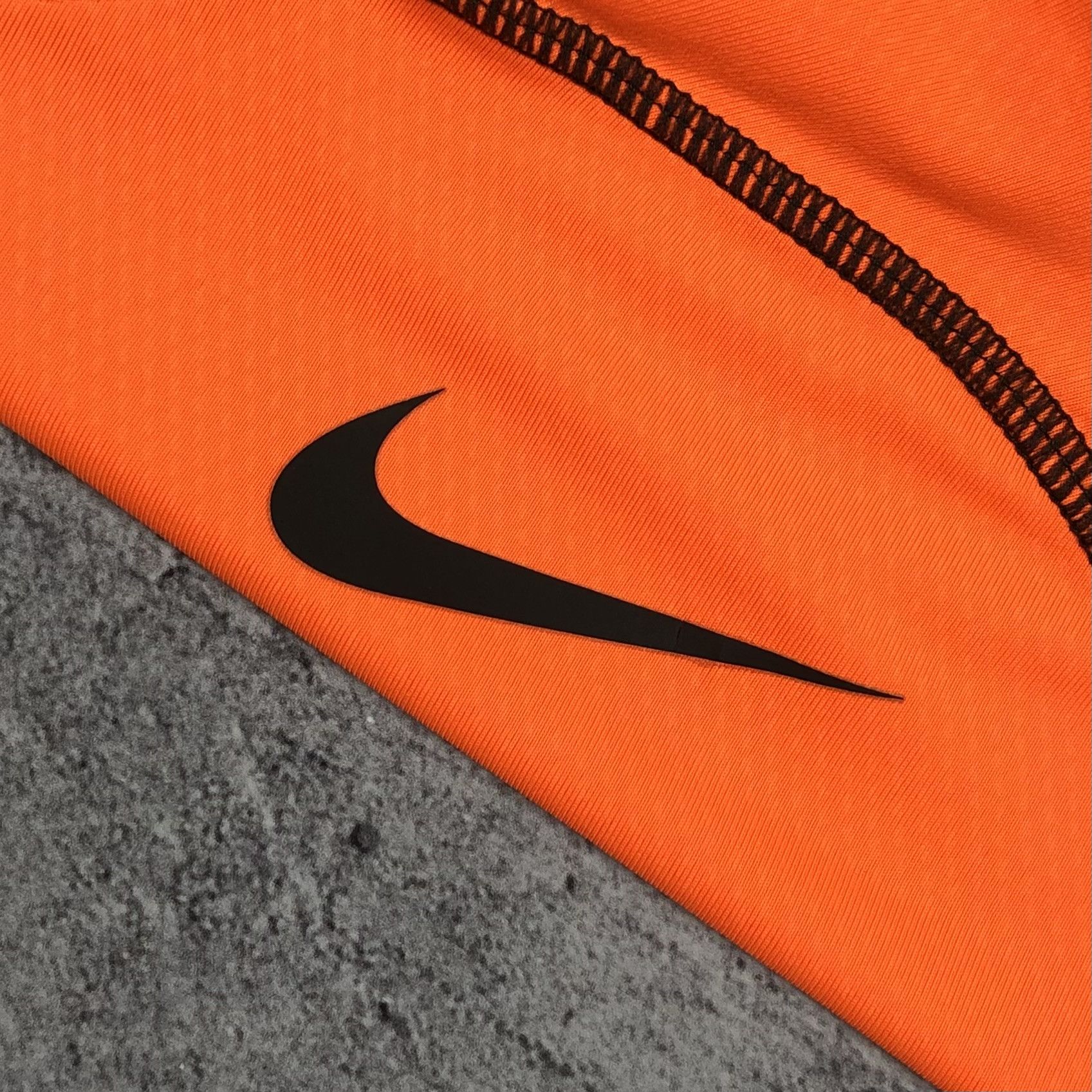 Nike Nike Pro Combat Dri-Fit Compression Tee Hypercool Size US L / EU 52-54 / 3 - 3 Thumbnail