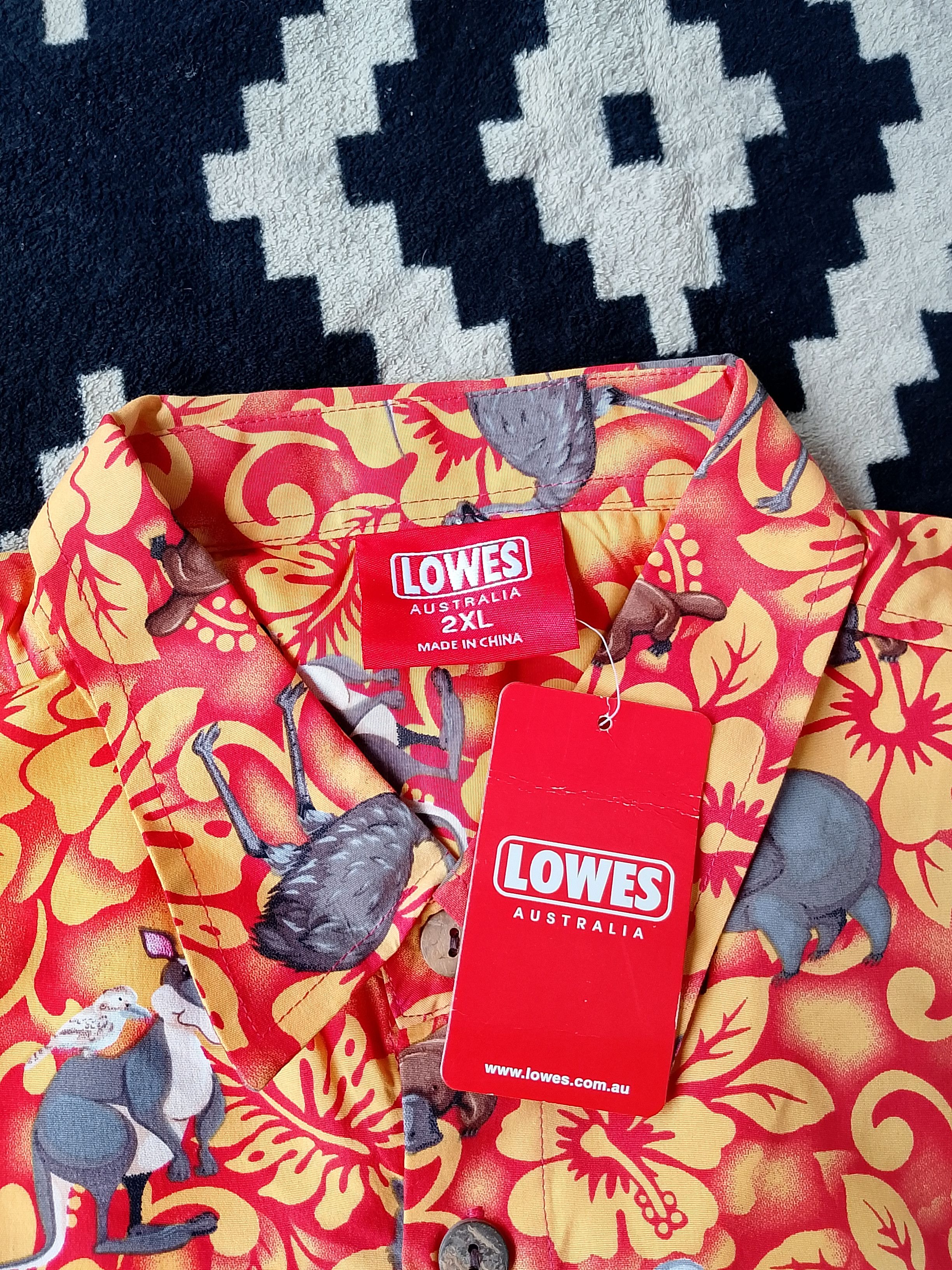 The Australian Outback Collection Lowes Australia Archival Outback Fauna All-Over Print Shirt Size US XXL / EU 58 / 5 - 8 Thumbnail