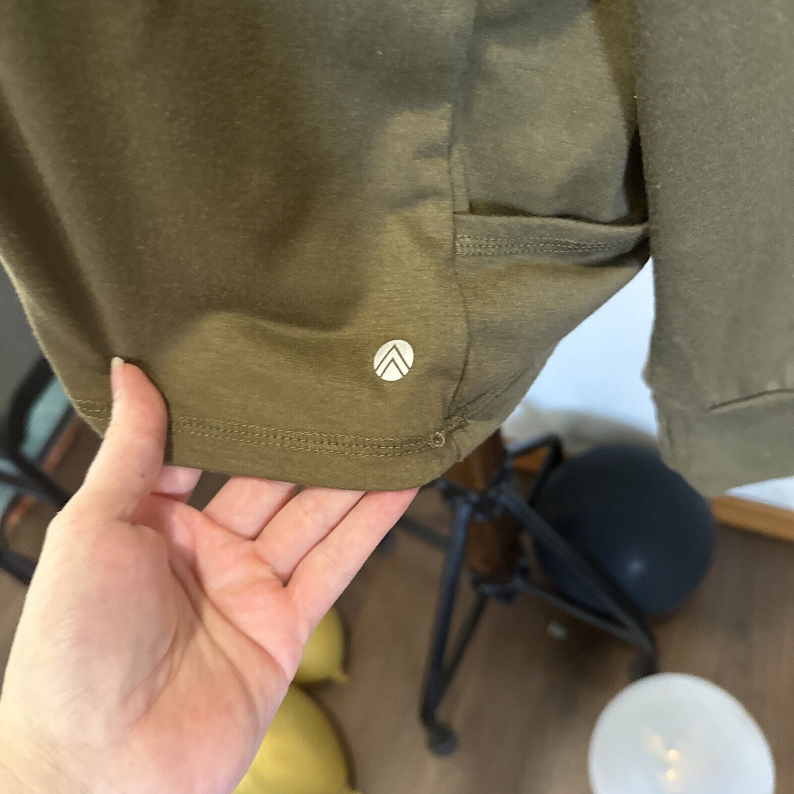 Other All In Motion Sz XL Olive Green Womens Yoga Long Sleeve Size XL / US 12-14 / IT 48-50 - 2 Thumbnail