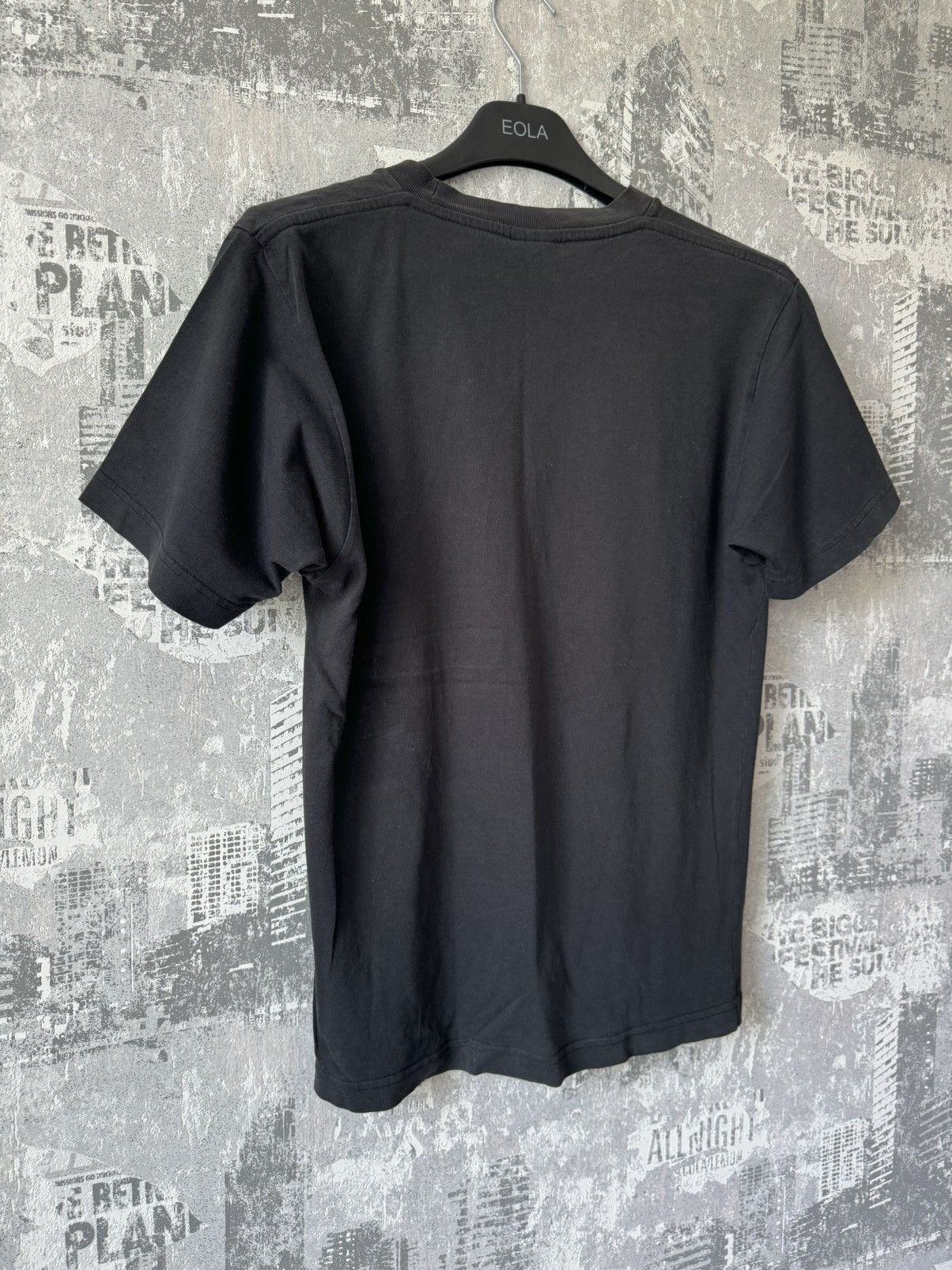 Nike × Vintage Vintage 90s Nike Faded Black T-shirt Size US M / EU 48-50 / 2 - 5 Thumbnail