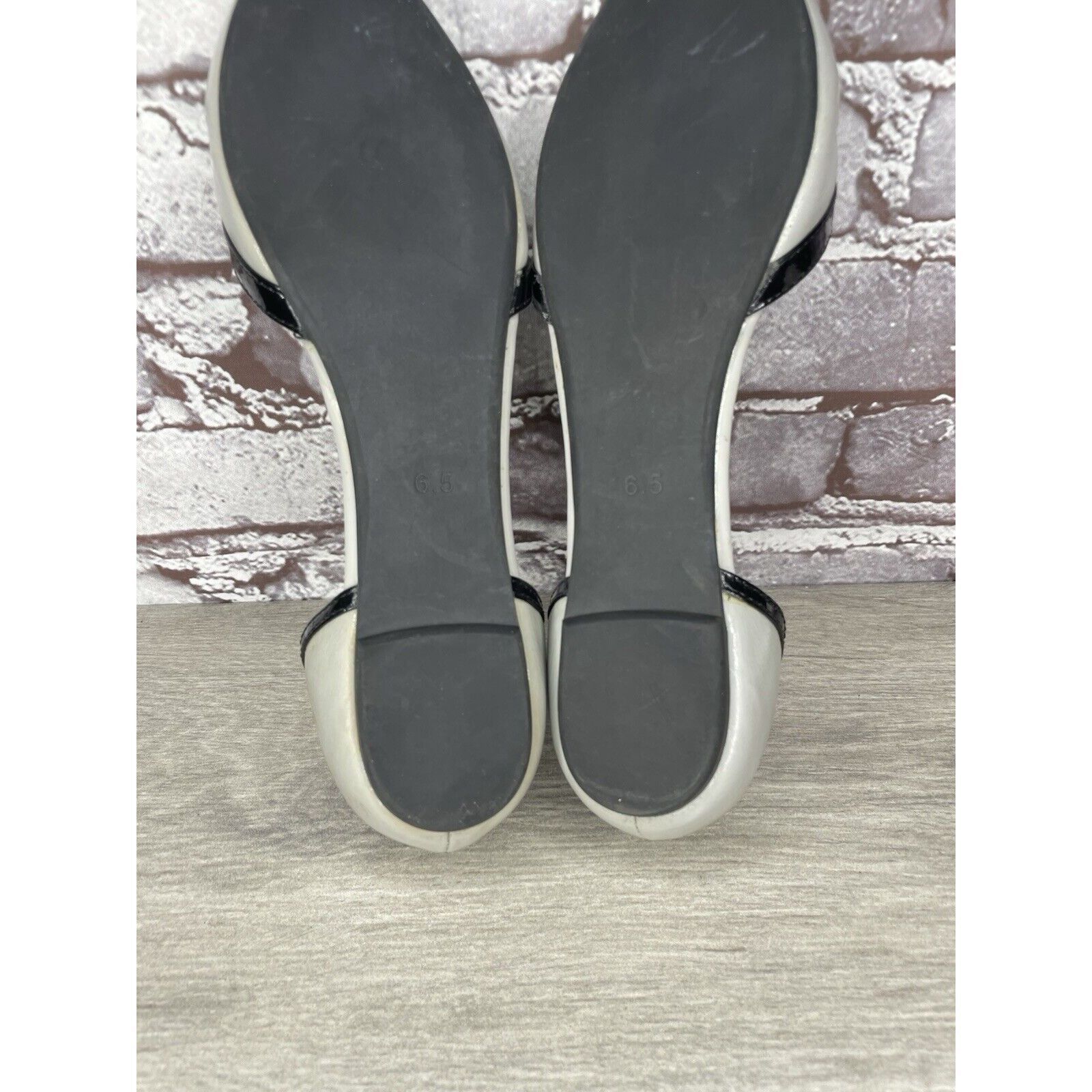 Jeffrey Campbell VTG Jeffrey Campbell Gray Patent Leather D’ Orsay Pointed Fl Size US 6.5 / IT 36.5 - 13 Thumbnail