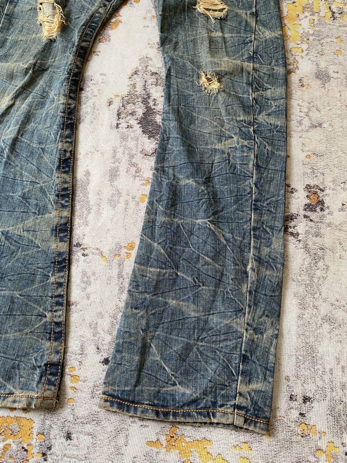 Japanese Brand Rattle Trap Claw Mark Distressed Curve Leg Flare Denim Size US 32 / EU 48 - 5 Thumbnail