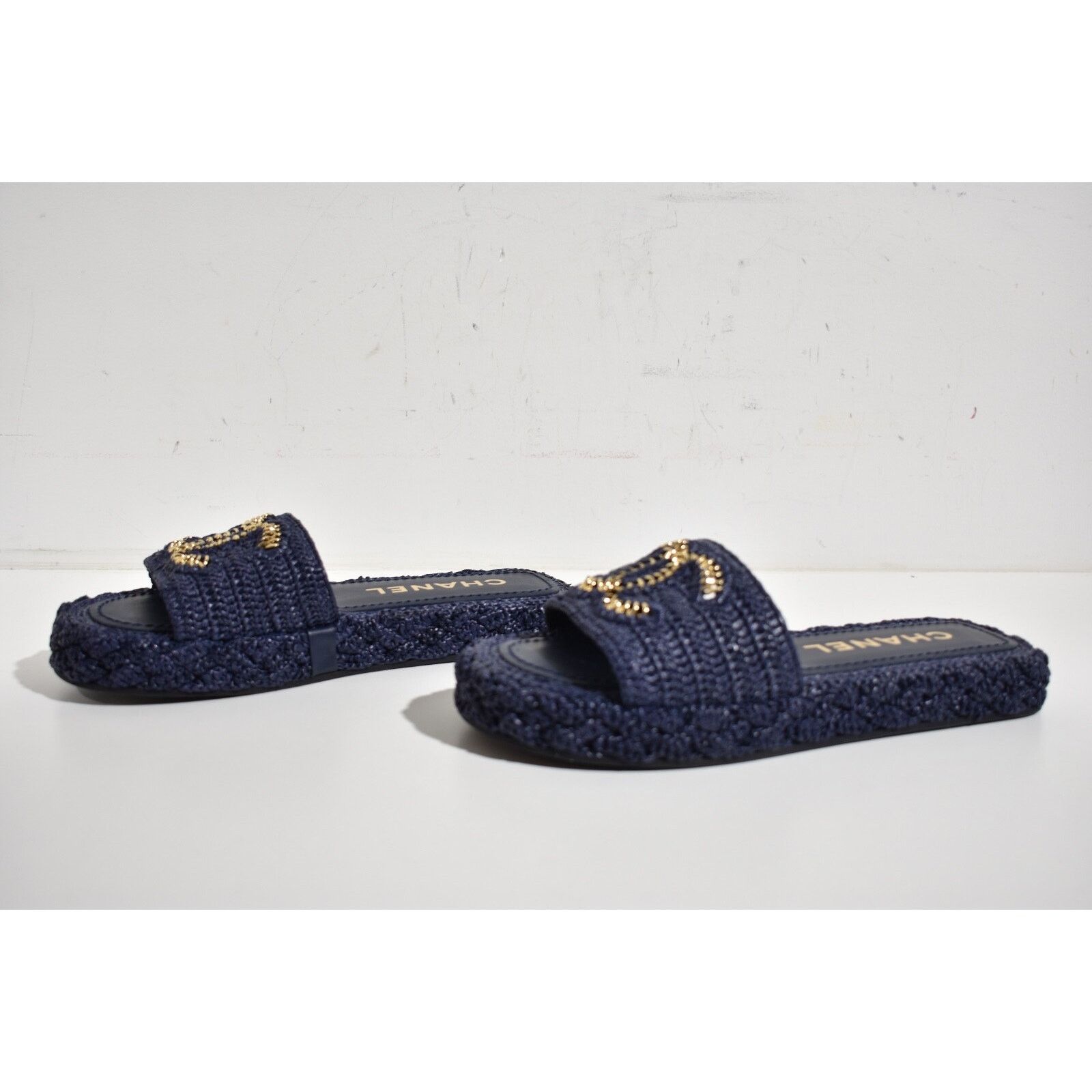 Chanel Chanel 21C Navy Blue Cord Gold Chain CC Logo Mule Slide Size US 7 / IT 37 - 10 Thumbnail