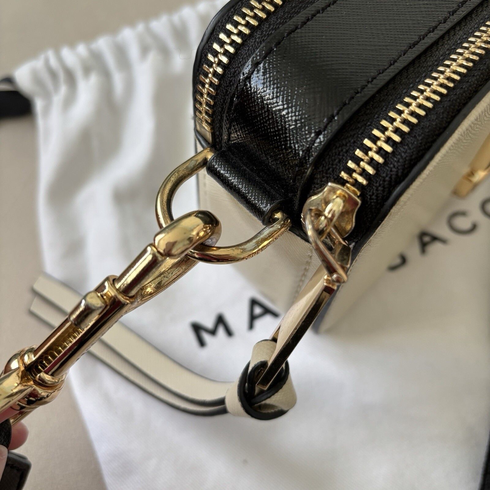 Marc Jacobs Marc Jacobs Snapshot Crossbody Bag Black And White Size ONE SIZE - 5 Thumbnail