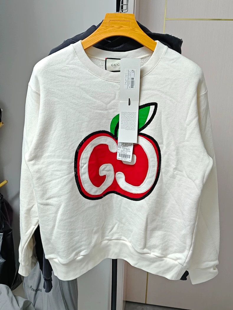 Gucci Gucci Apple Print Sweatshirt-dmc Size US S / EU 44-46 / 1 - 1 Thumbnail