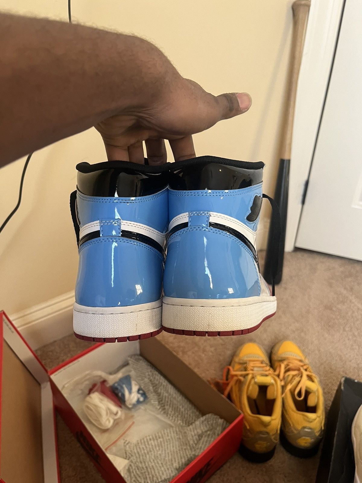 Nike Air Jordan Retro 1 ‘Fearless’ Size US 9.5 / EU 42-43 - 6 Thumbnail