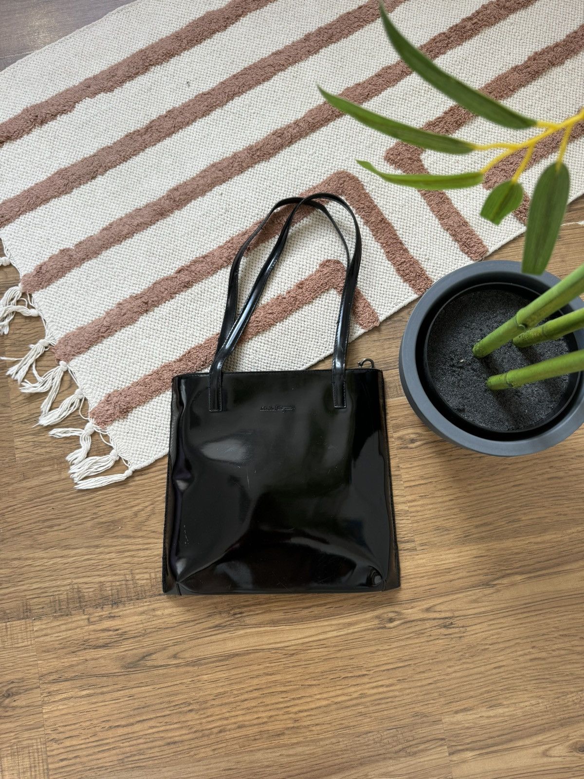 Salvatore Ferragamo × Vintage SALVATORE FERRAGAMO MADE IN ITALY LACQUER BAG Size ONE SIZE - 1 Thumbnail