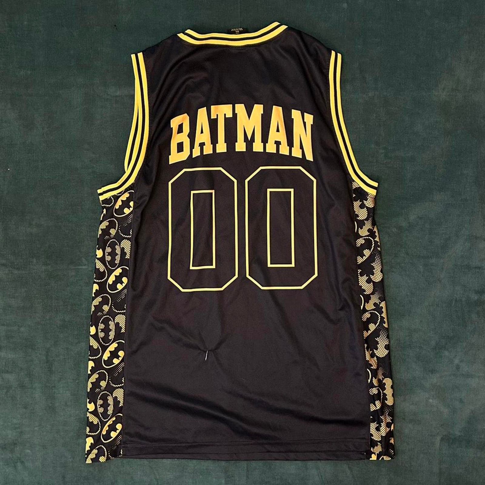DC Comics Dc comics batman jersey Size US L / EU 52-54 / 3 - 5 Thumbnail