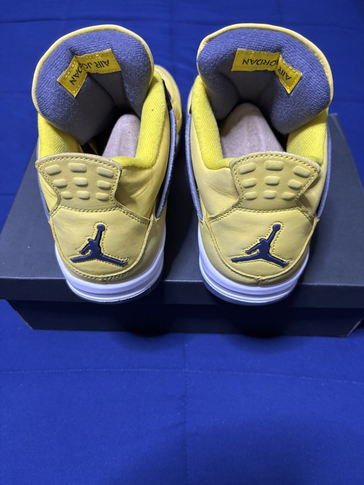 Jordan Brand Jordan 4 Retro Lightning 2021 Size 11 Size US 11 / EU 44 - 4 Thumbnail