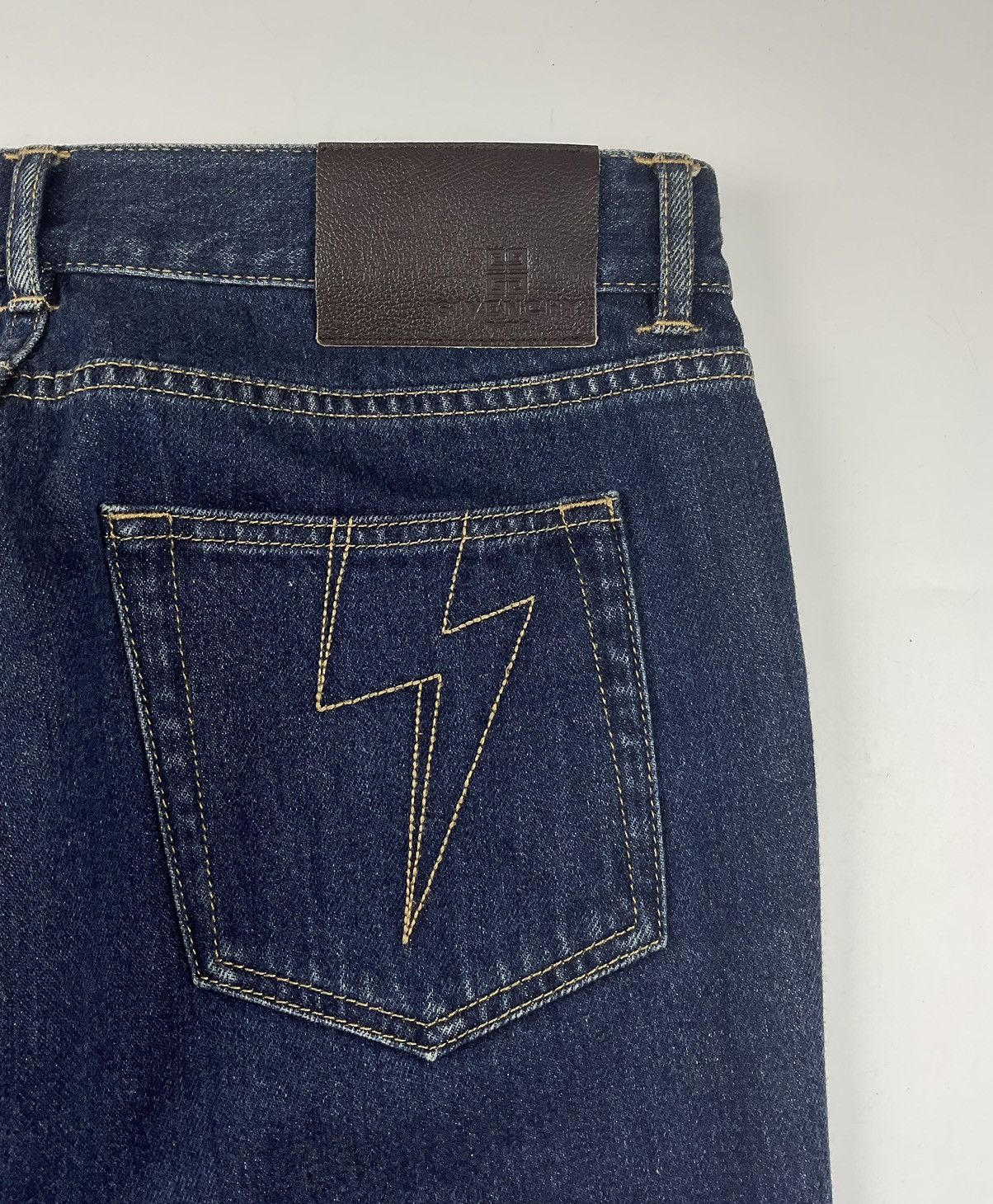 Givenchy Givenchy Tape Logo Jeans Size US 30 / EU 46 - 6 Thumbnail