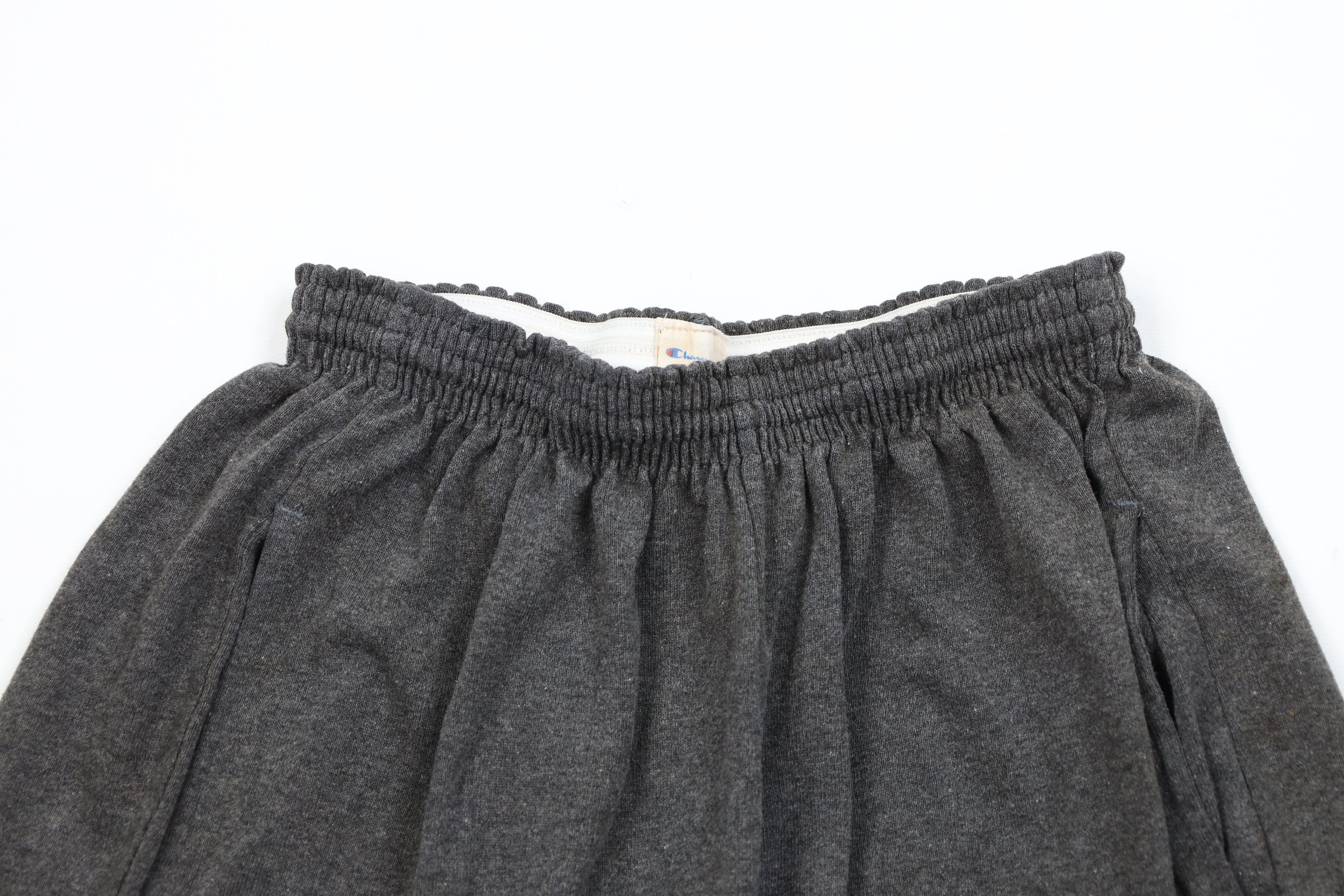 Champion Vintage 90s Champion Heavyweight Above Knee Shorts Dark Gray Size US 34 / EU 50 - 2 Thumbnail