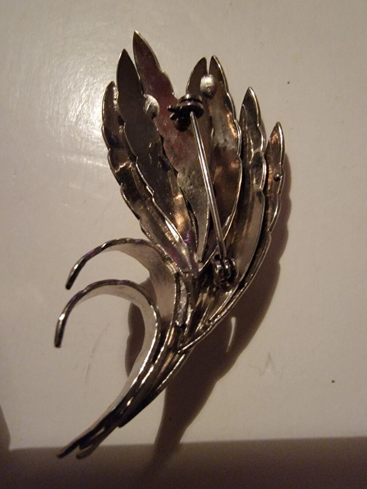 The Unbranded Brand Vintage Brooch Silver Tone Wings Pinback Pin Jewelry Size ONE SIZE - 2 Thumbnail