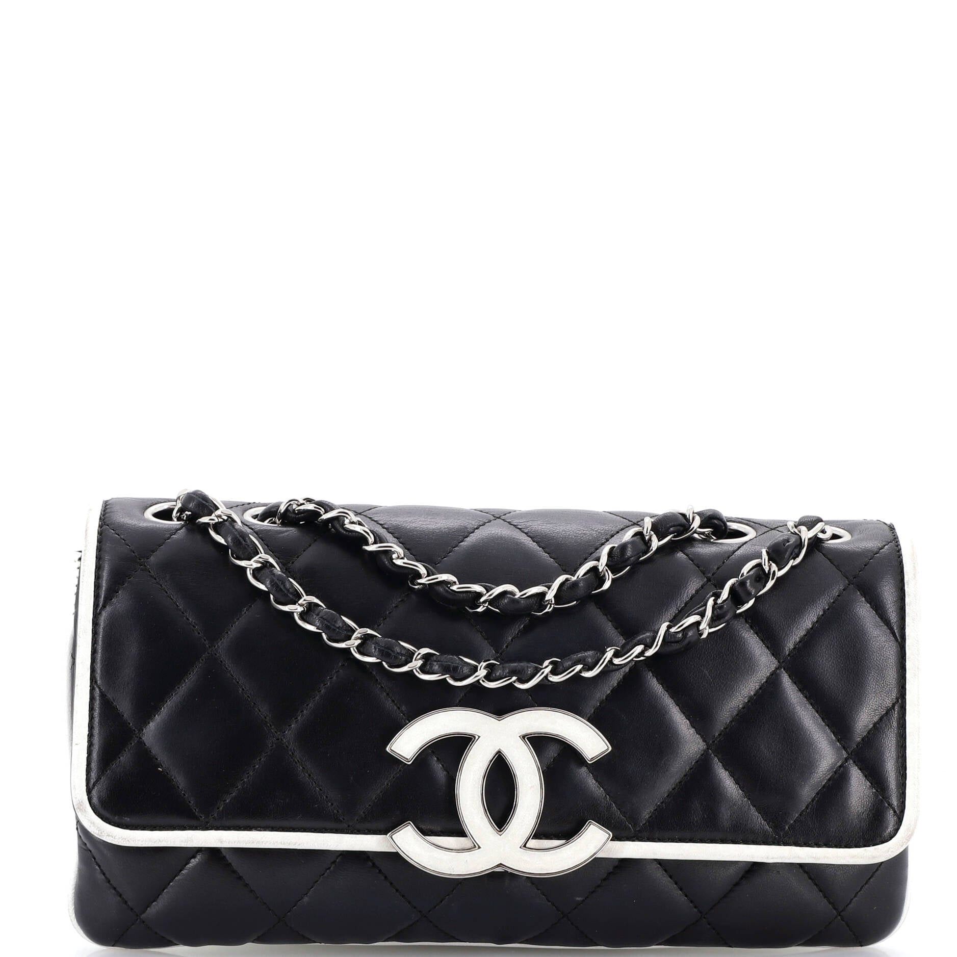 Chanel Divine Flap Bag Size ONE SIZE - 1 Thumbnail