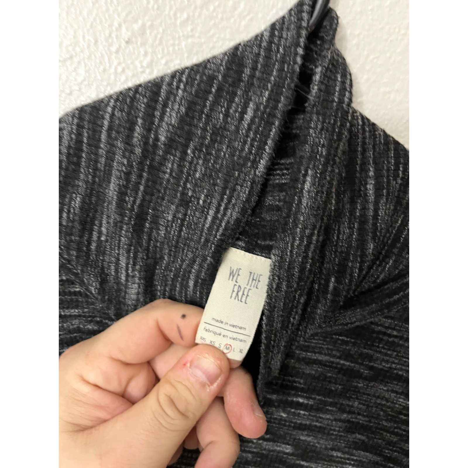 Vintage We the Free We the Free Grey Cowl Neck Long Sleeve Slit Shirt Womens M Size M / US 6-8 / IT 42-44 - 2 Thumbnail
