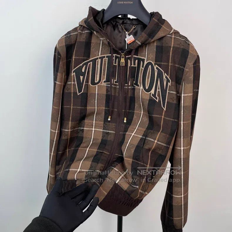 Louis Vuitton Louis Vuitton Plaid Hooded Jacket Size US S / EU 44-46 / 1 - 3 Thumbnail