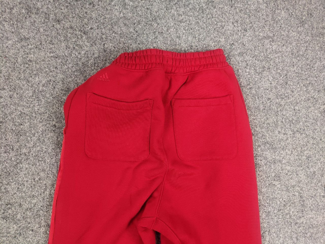 Adidas × Ivy Park Adidas x Ivy Park Design Sweat Pants Unisex Power Red Jogger Size US 32 / EU 48 - 11 Thumbnail