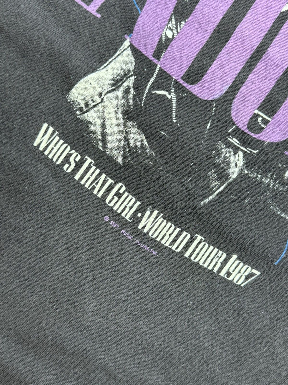Band Tees MADONNA 1987 PRINT VINTAGE T-SHIRT Size US L / EU 52-54 / 3 - 6 Thumbnail