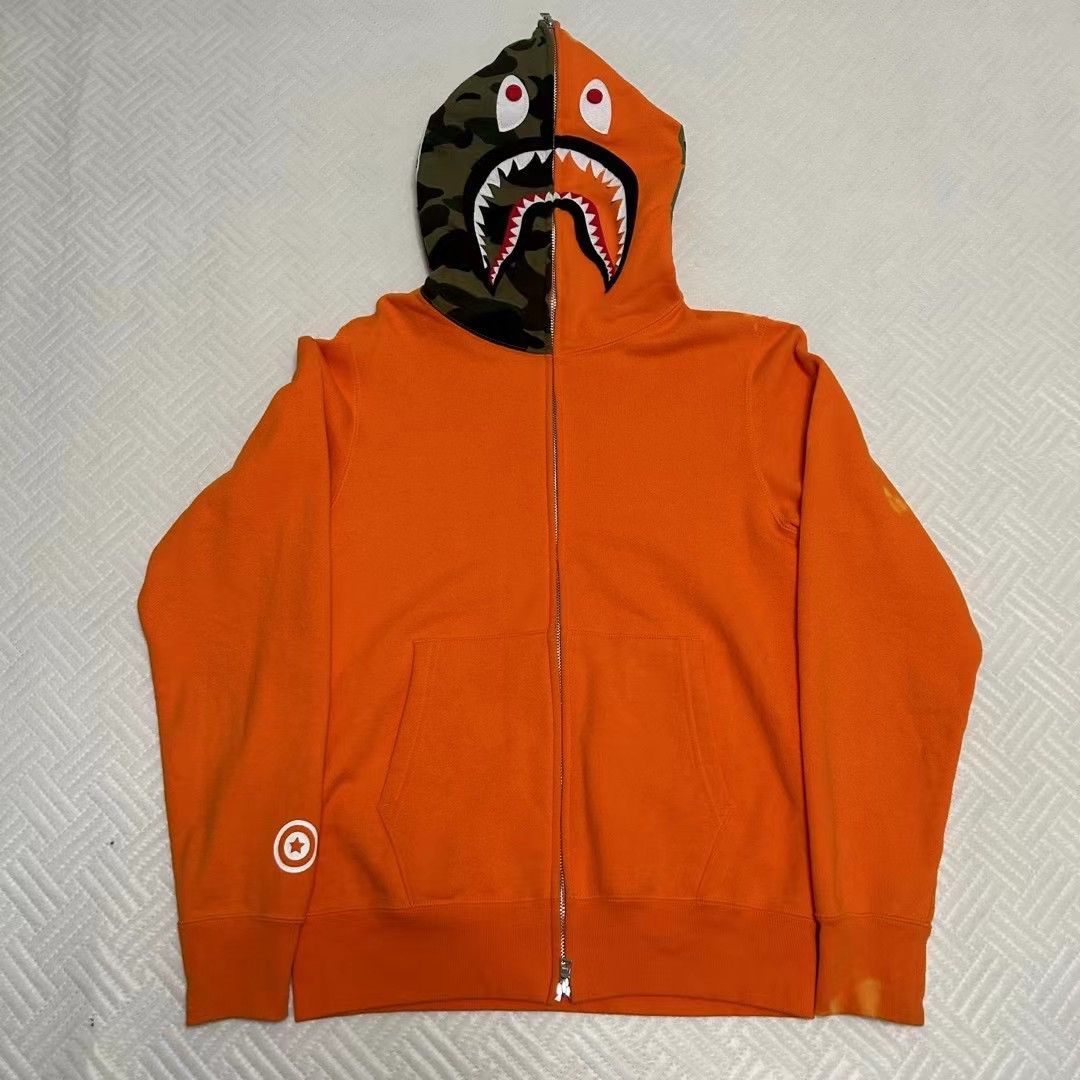 Bape 1ST CAMO SHARK FULL ZIP HOODIE Size US S / EU 44-46 / 1 - 1 Thumbnail