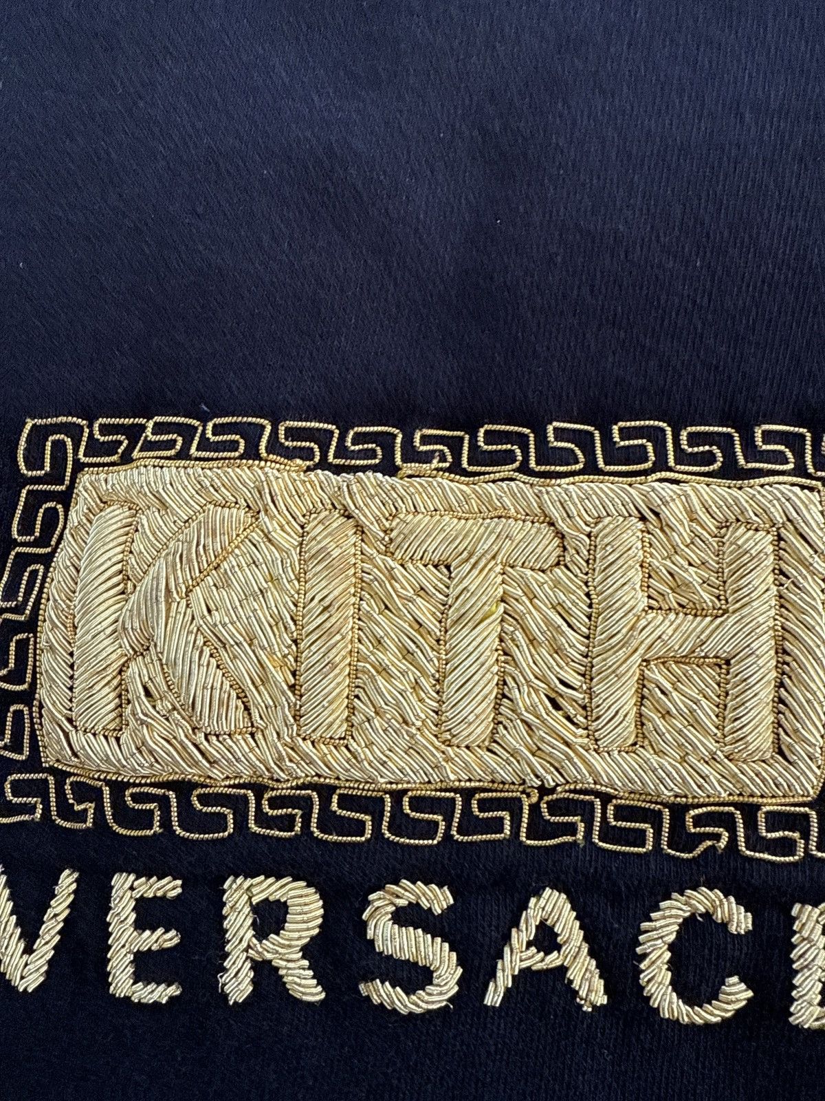 Kith × Versace Kith Versace Greek key box logo crewneck sweatshirt. Size US XL / EU 56 / 4 - 4 Thumbnail