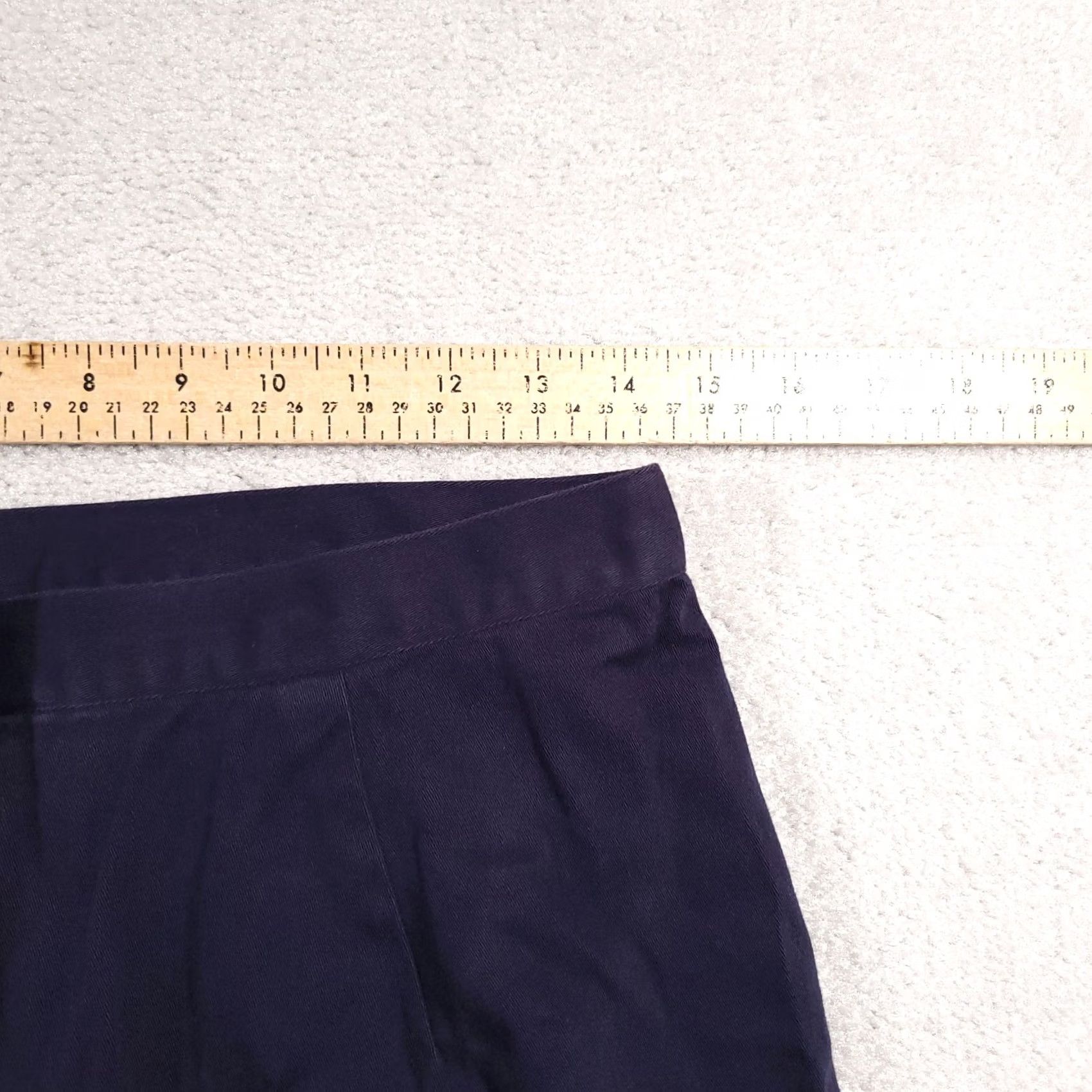 Vintage Venezia Cropped Capri Pants Women's 14 Navy Blue Capri Pants Tapered Khaki Fabric Cotton Spandex Popular Women’s Pants 14 Navy Blue Vesley? Size 36" / US 14 / IT 50 - 6 Thumbnail