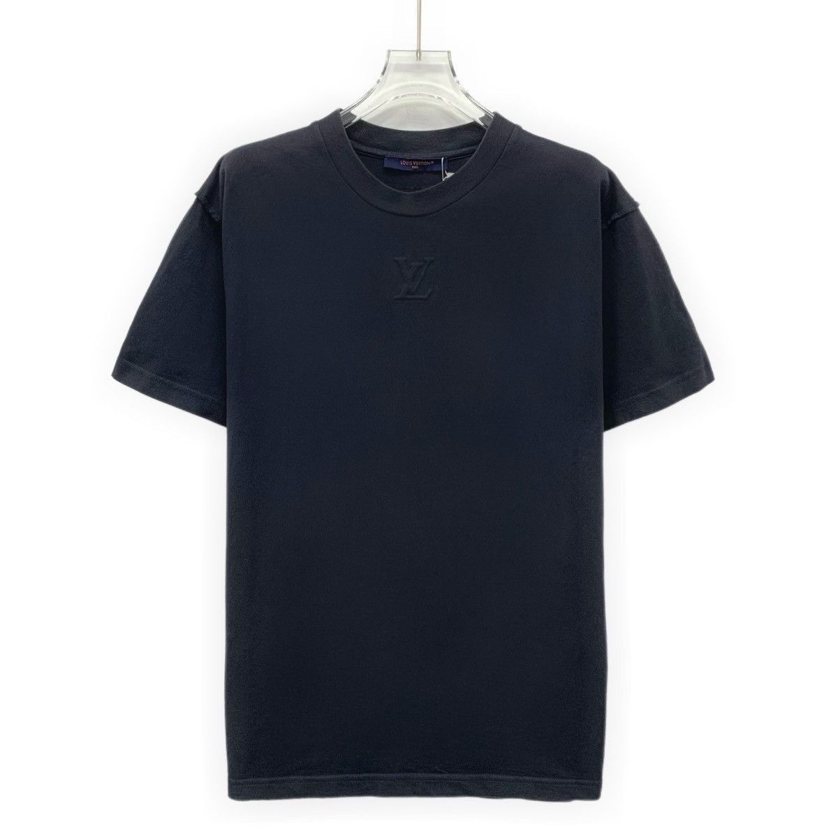 Louis Vuitton Black Short-Sleeve Embossed T-Shirt Size US S / EU 44-46 / 1 - 1 Thumbnail