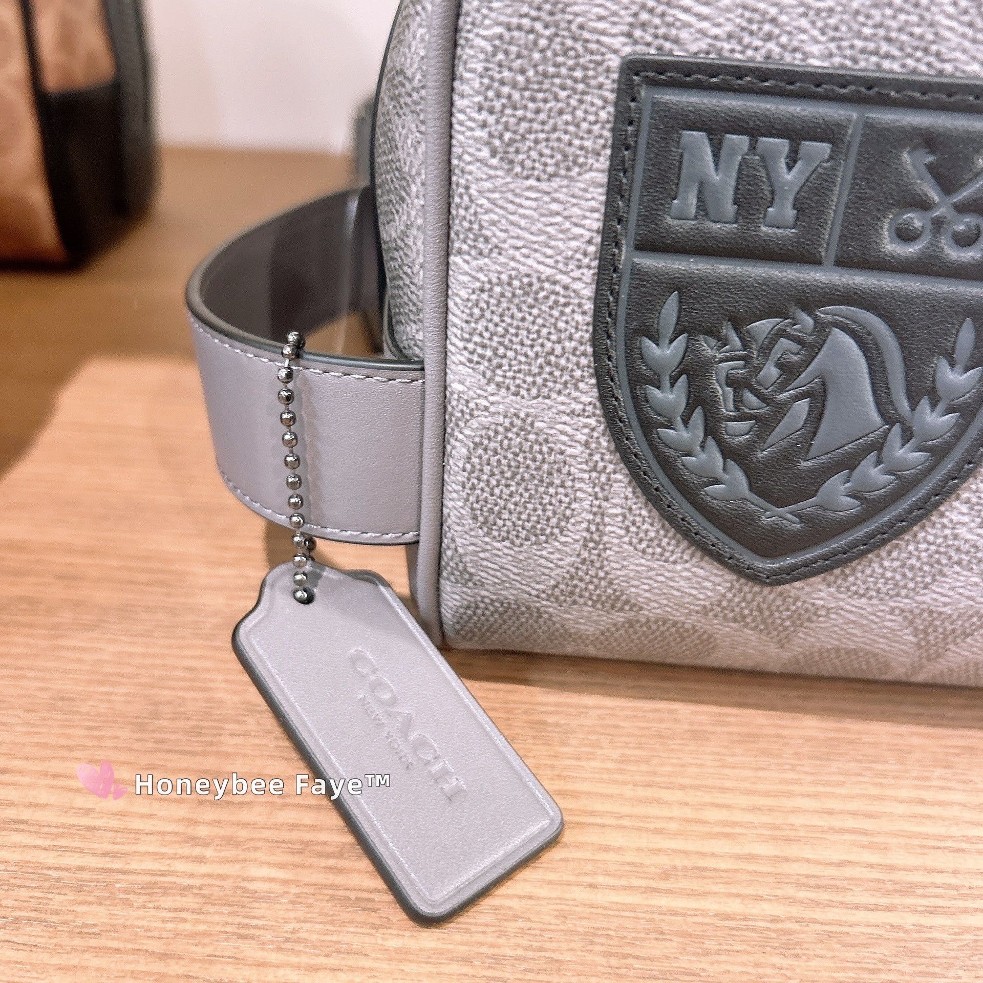 Coach Large Travel Kit In Signature Canvas With Patches CCF36 Size ONE SIZE - 5 Thumbnail