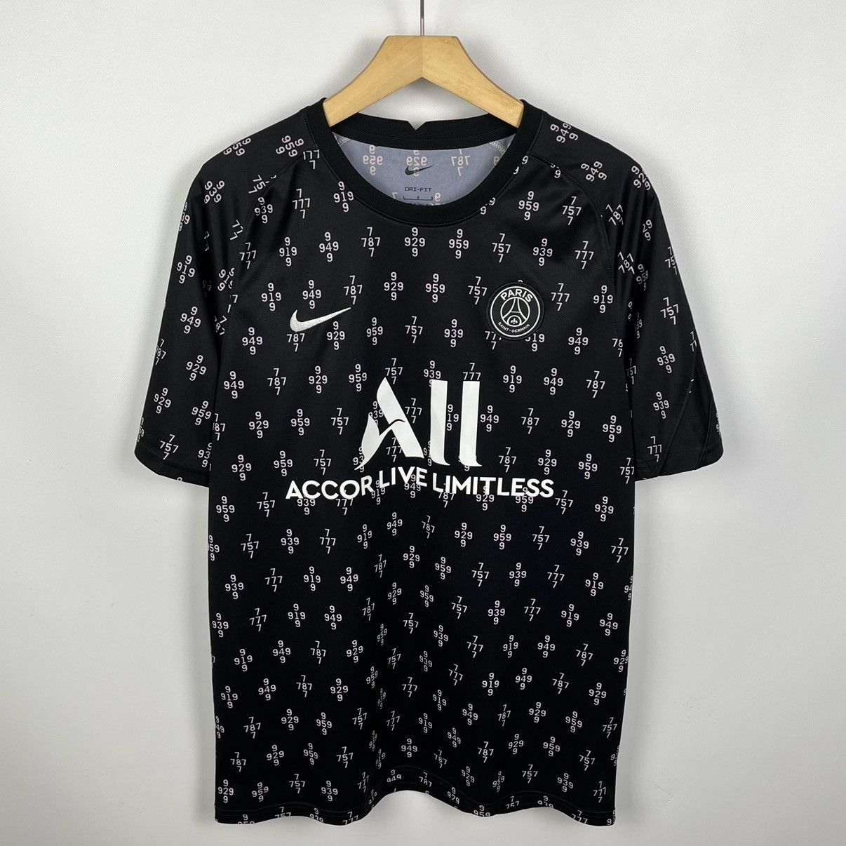 Nike Nike Paris Saint Germain Pre Match Soccer Jersey Shirt 21/22 Size US L / EU 52-54 / 3 - 1 Thumbnail
