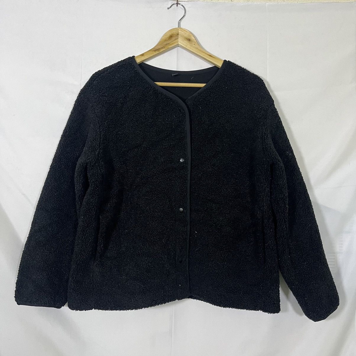 Uniqlo UNIQLO PILE LINED SHERPA FLEECE JACKET Size XL / US 12-14 / IT 48-50 - 1 Thumbnail