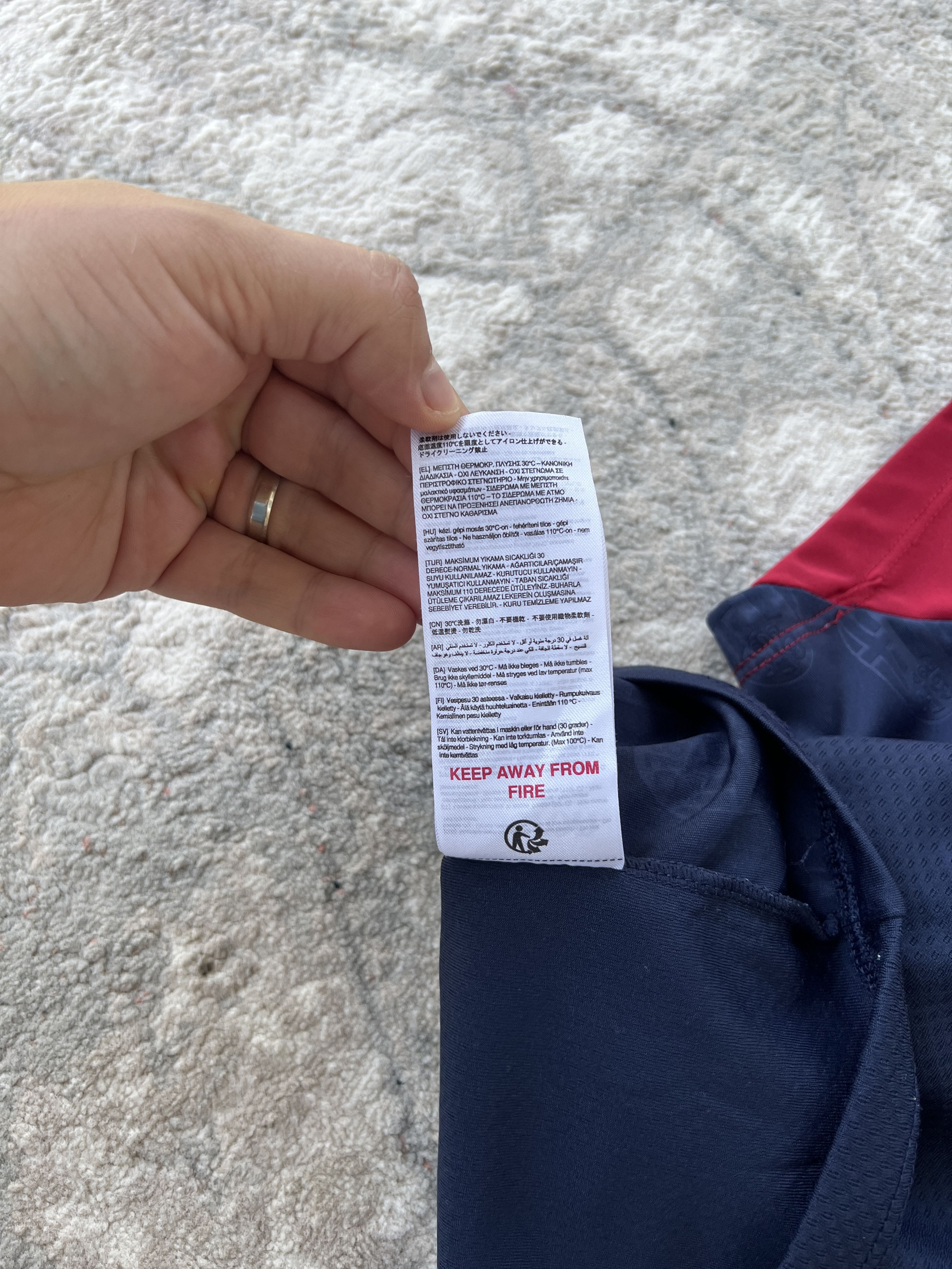 Macron Macron Bologna FC Jersey Size US XL / EU 56 / 4 - 6 Thumbnail
