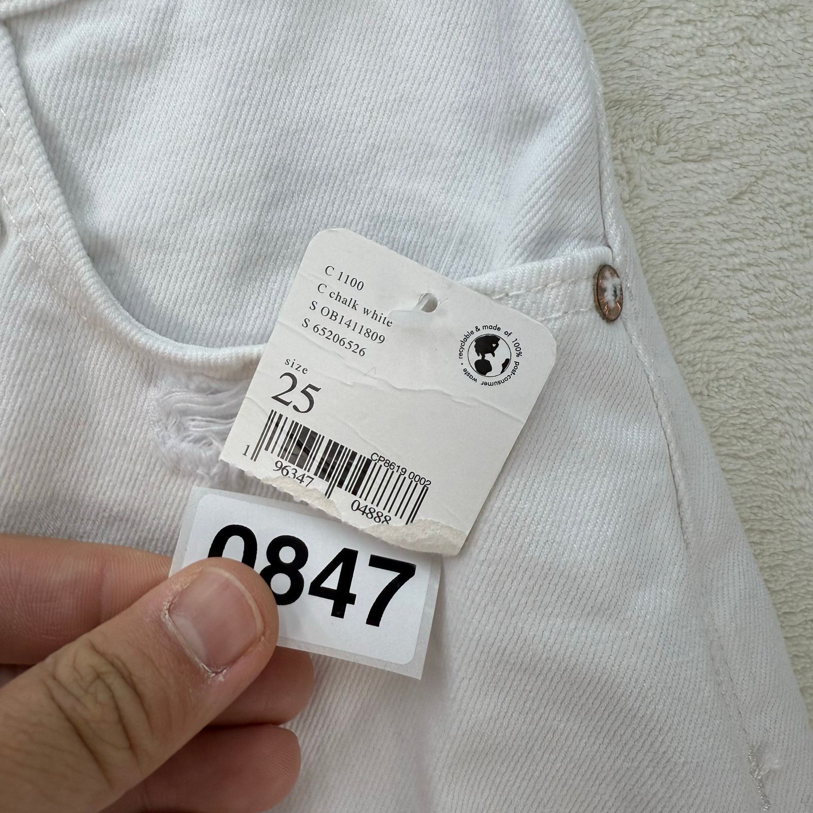 Free People FREE PEOPLE WOMEN'S 25 TAPERED BAGGY BOYFRIEND CHALK WHITE Size 25" / US 0 / IT 36 - 3 Thumbnail