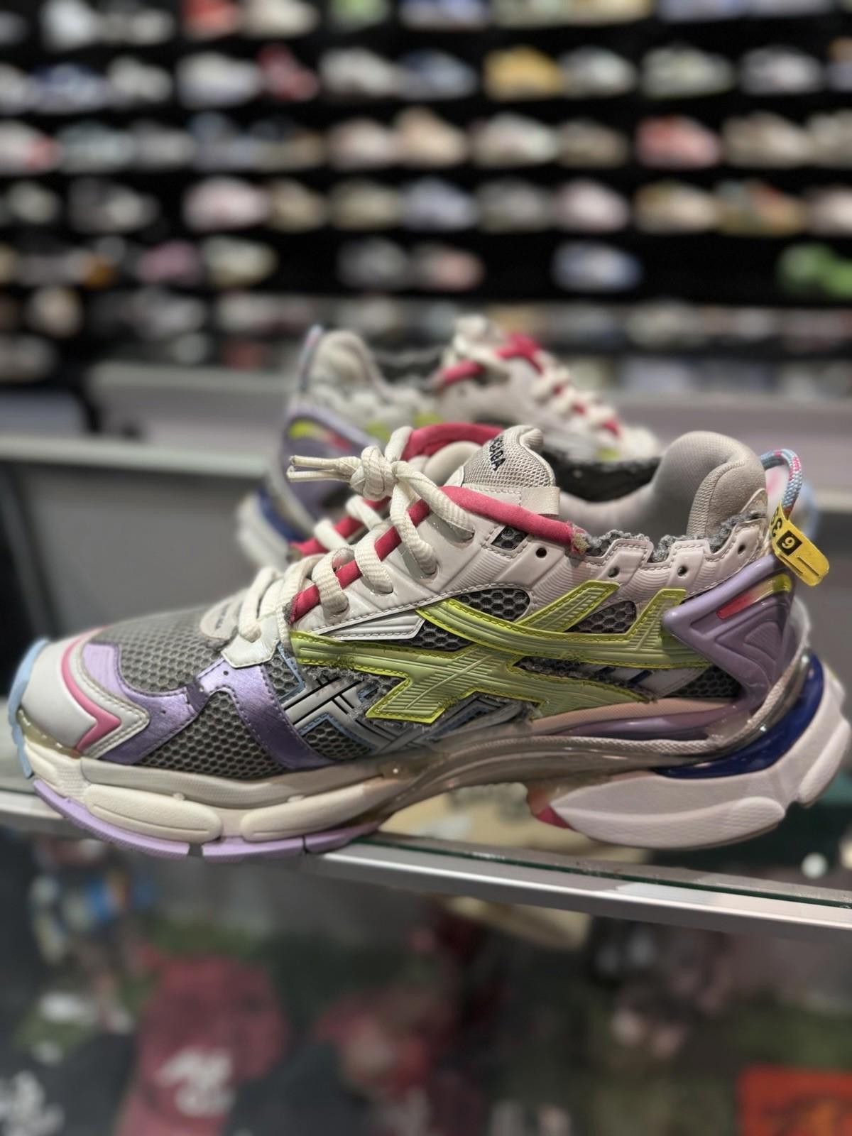 Balenciaga Balenciaga Runner Multicolor Mesh Sneakers $1150 47EU/14US Size US 14 / EU 47 - 3 Thumbnail