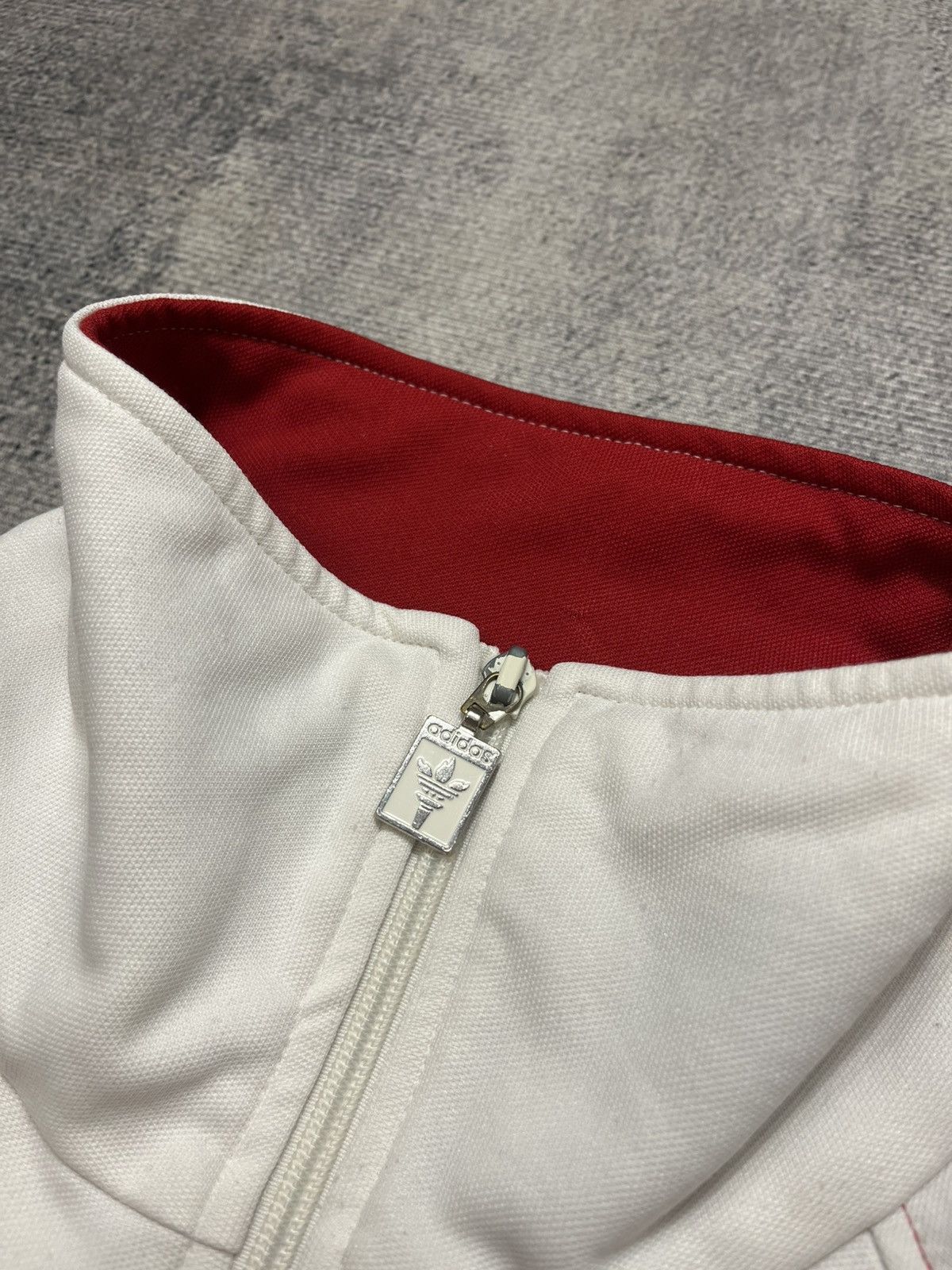 Adidas Adidas Japan Track Jacket Top White Red Logo Rare Size L Size US L / EU 52-54 / 3 - 4 Thumbnail