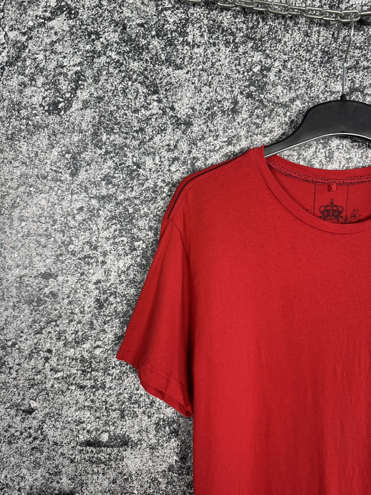 Japanese Brand Religion Red T-Shirt Playing Skeleton Graphic Tee Size L-XL Size US L / EU 52-54 / 3 - 3 Thumbnail