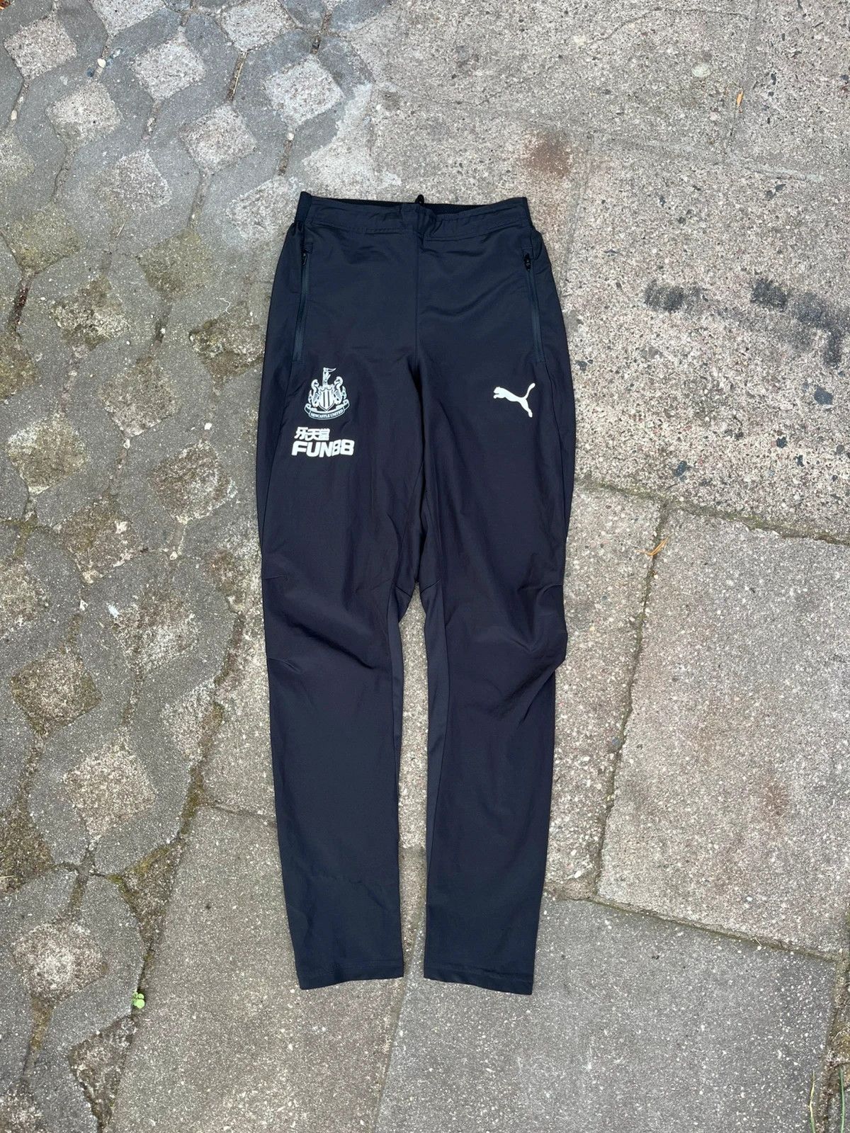 Puma Black Puma x Newcastle Soccer Training Pants S Size US 30 / EU 46 - 1 Thumbnail