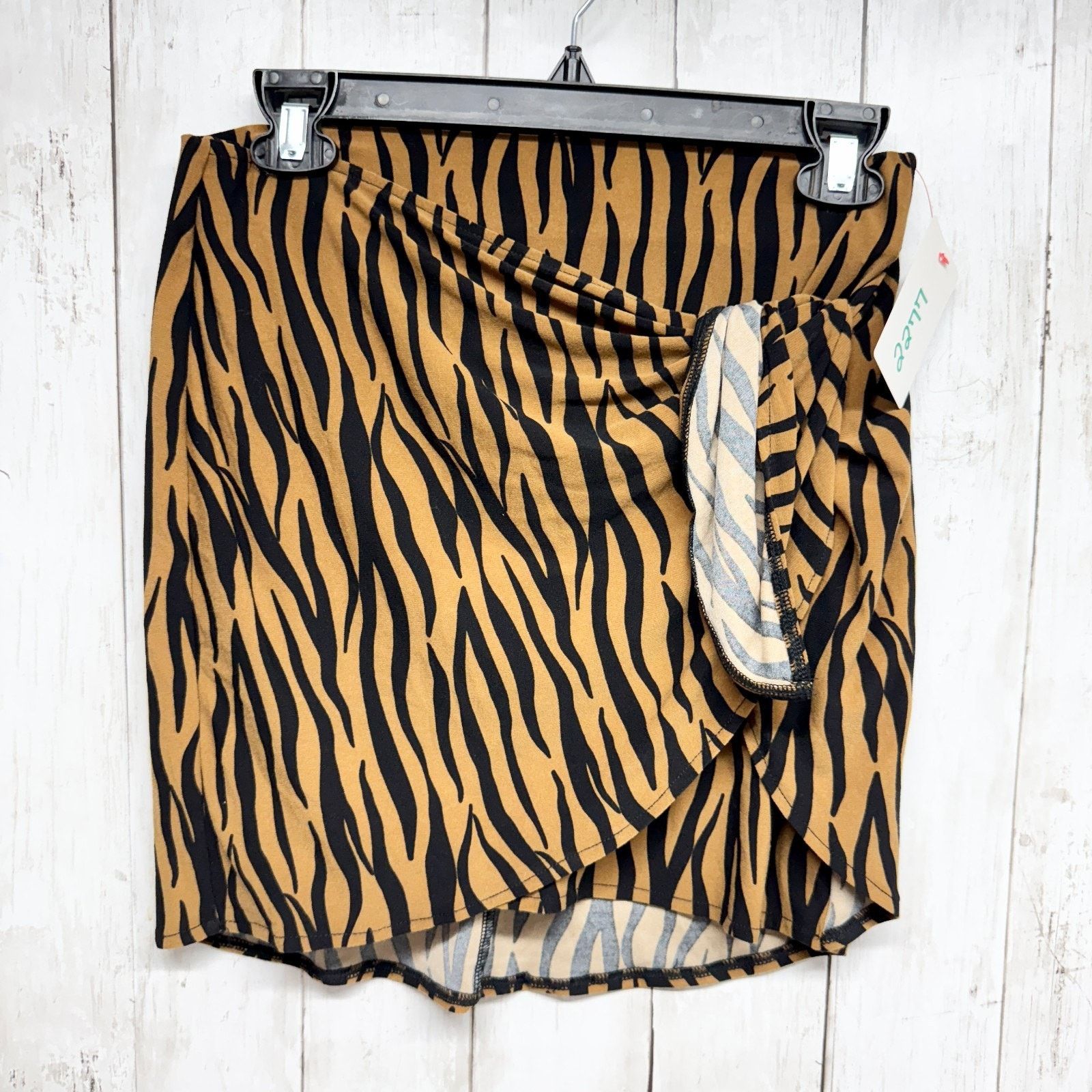 Show Me Your MuMu Show Me Your Mumu Skirt Medium Why Knot Taupe Tiger Mini Size 29" - 1 Thumbnail