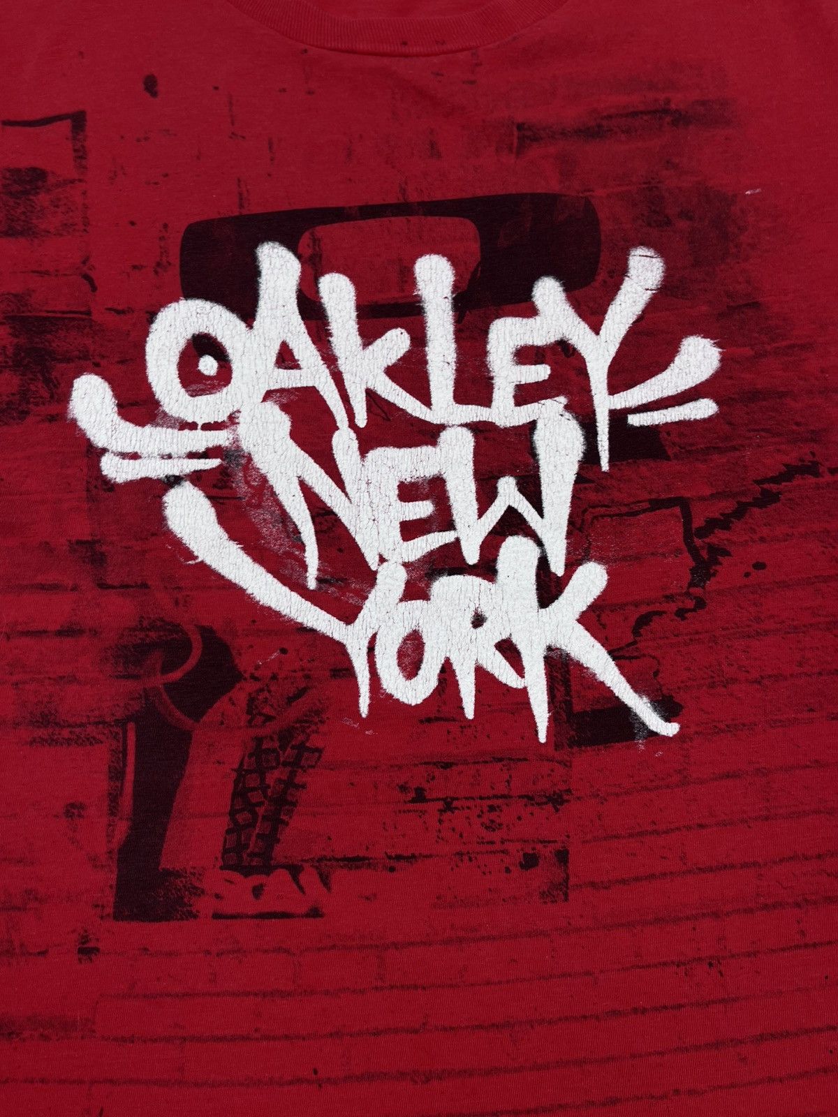 Oakley Oakley New York Graffiti Logo T shirt Size L GorpCore Size US L / EU 52-54 / 3 - 4 Thumbnail