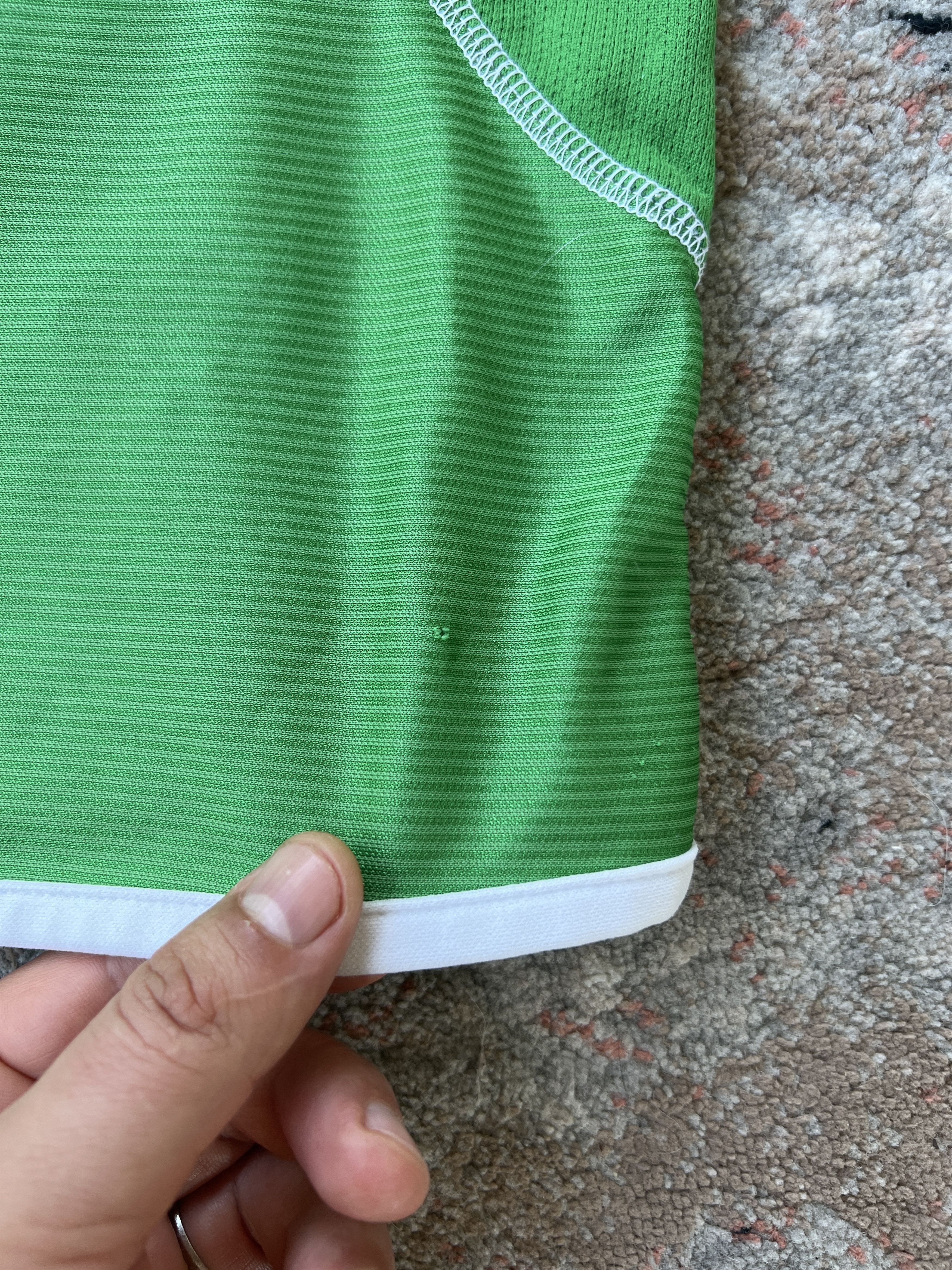 Umbro Umbro World Cup 2002 Ireland Vintage Jersey Size US XL / EU 56 / 4 - 8 Thumbnail