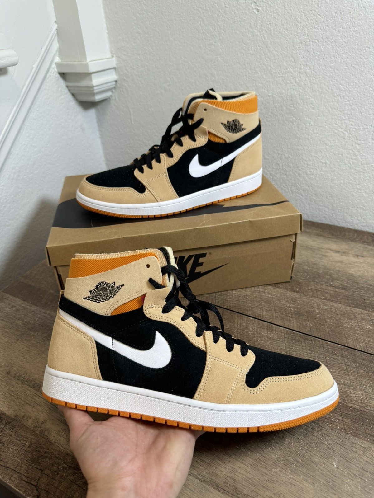 Jordan Brand Air Jordan 1 Zoom Comfort High Pumpkin Spice Size 10.5 Mens Size US 10.5 / EU 43-44 - 1 Thumbnail