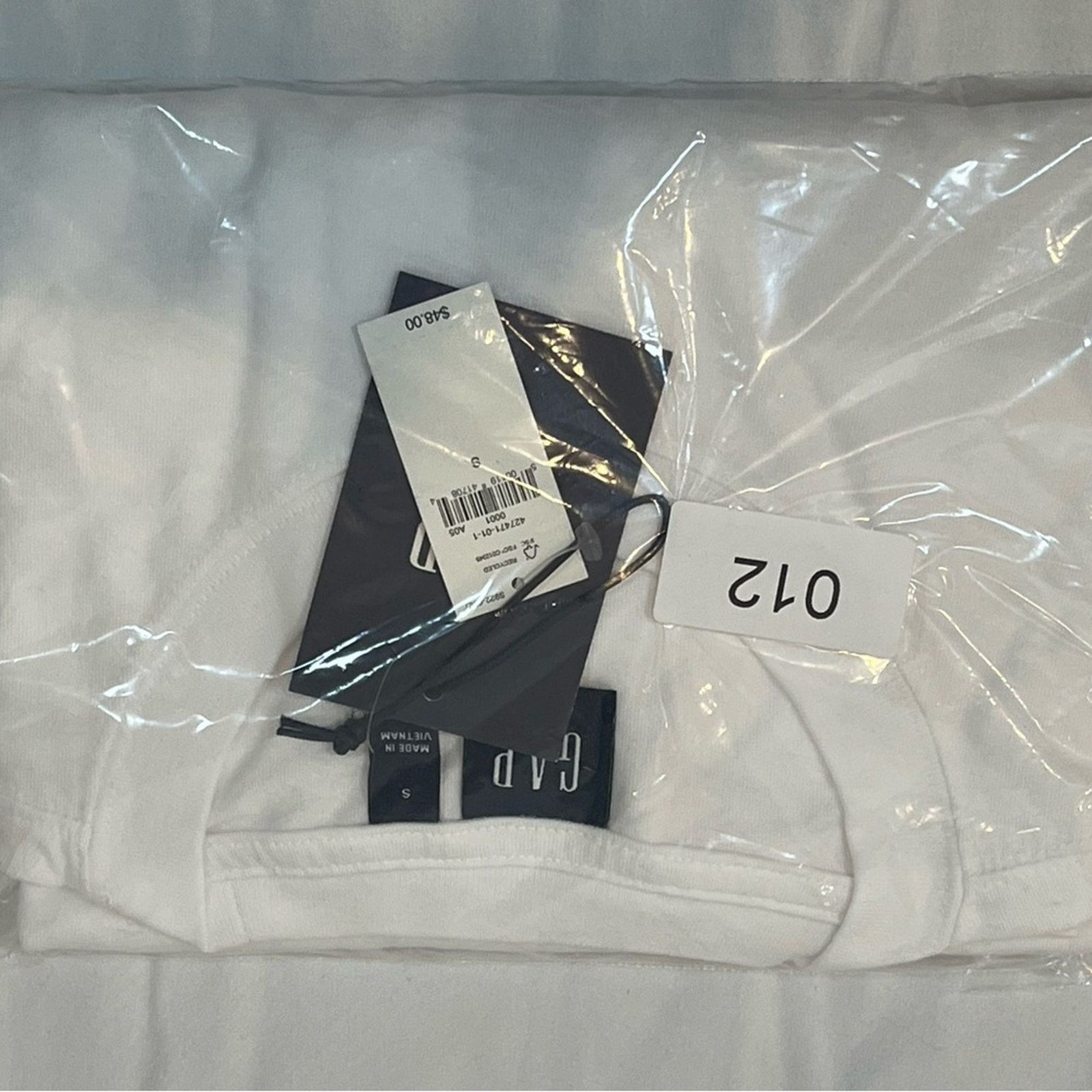 Gap White Palace Gap Tee NWT Size Small Size US S / EU 44-46 / 1 - 3 Thumbnail