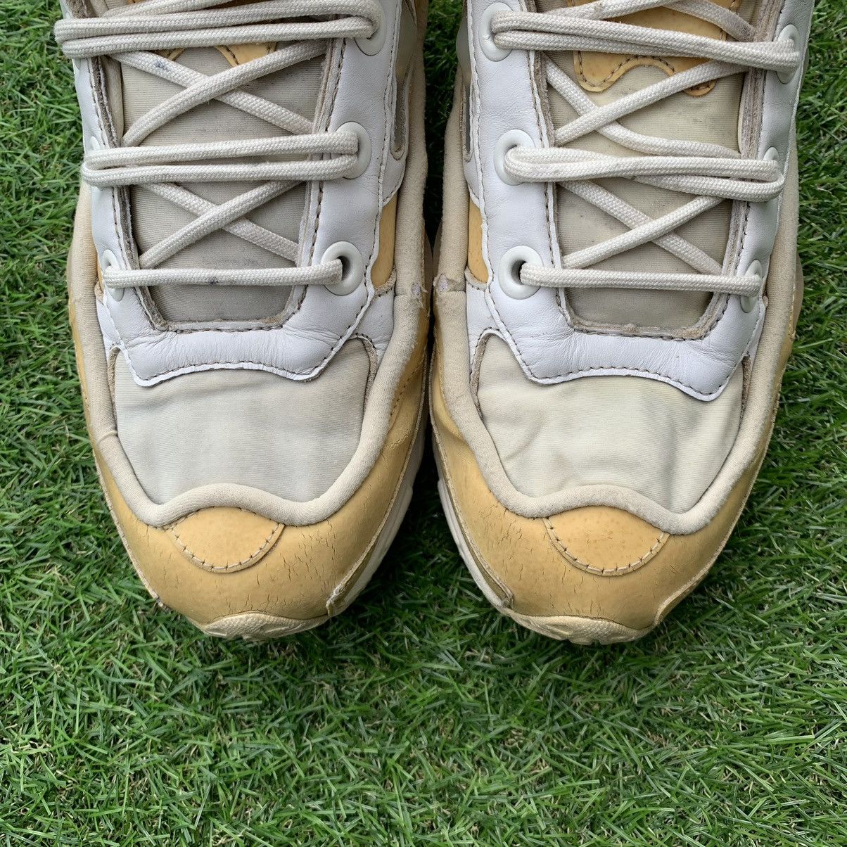 Adidas × Raf Simons Adidas Raf Simons Ozweego Bunny Cream Size US 8.5 / EU 41-42 - 3 Thumbnail