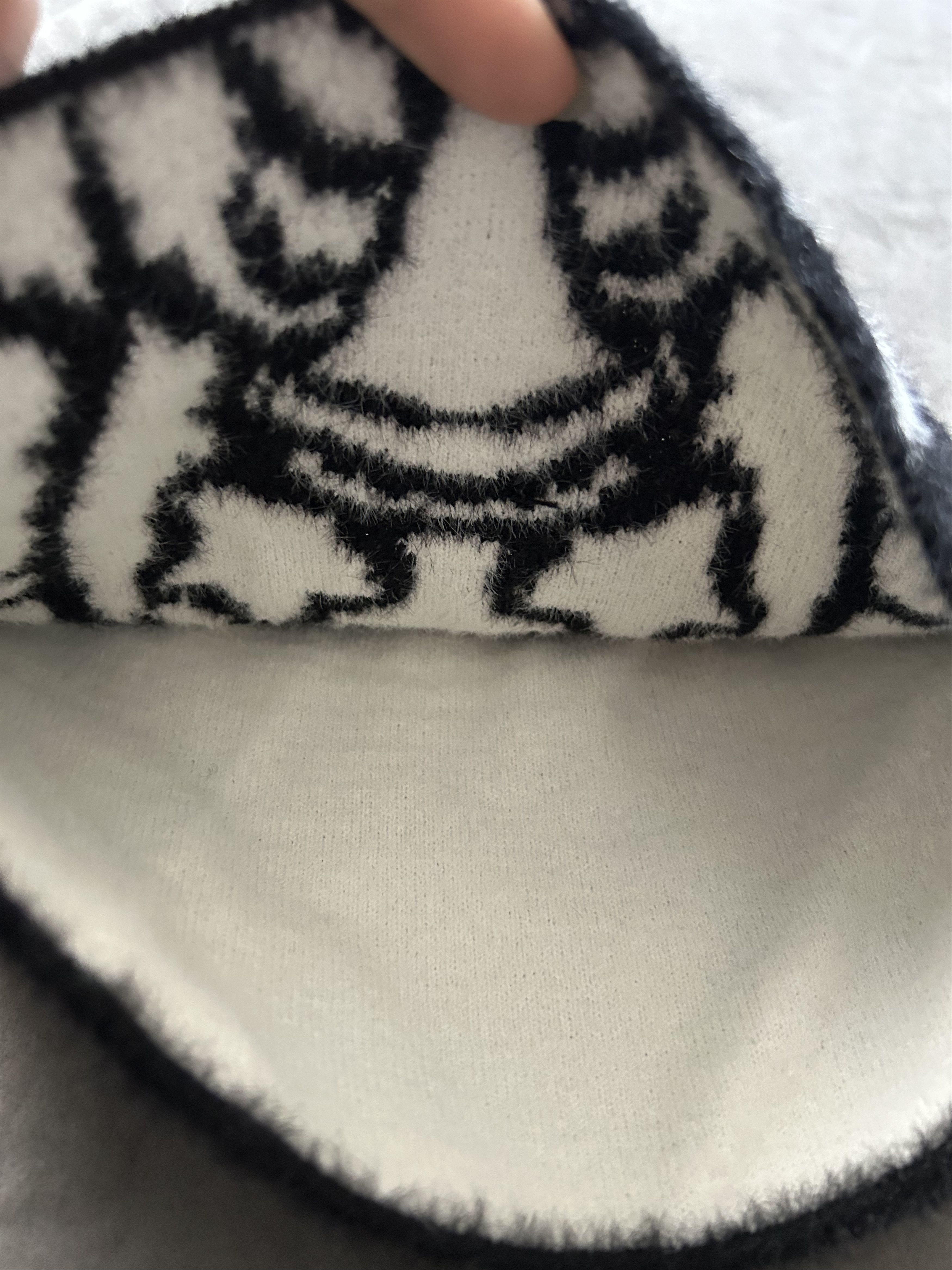 Japanese Brand Rare Chief Keef Glo Gang Flames No Cuff Beanie Hat Black OS Size ONE SIZE - 6 Thumbnail
