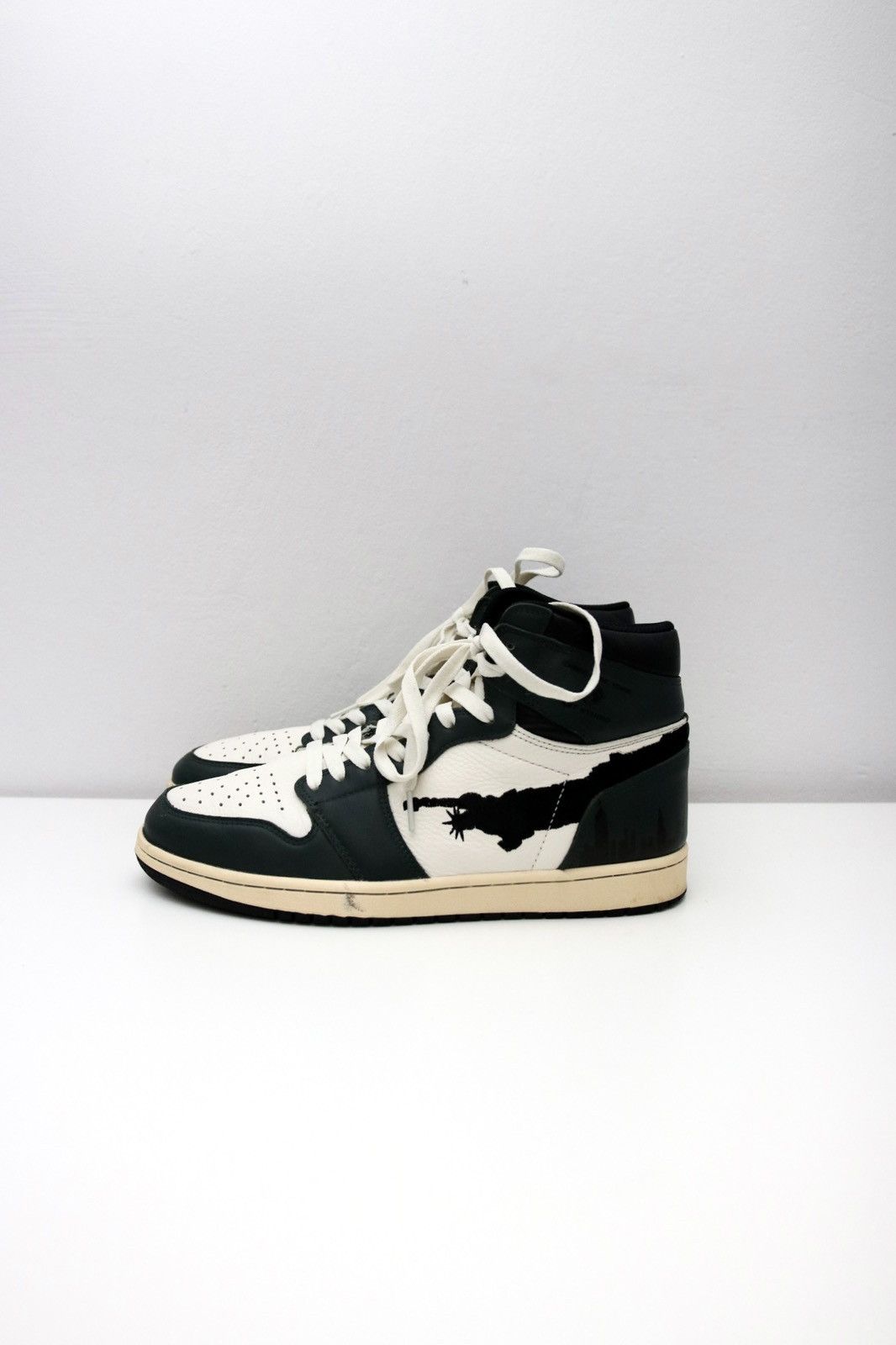 Oree New York Oree New York Empire City High Sneakers custom AJ11 rare Size US 11 / EU 44 - 2 Thumbnail