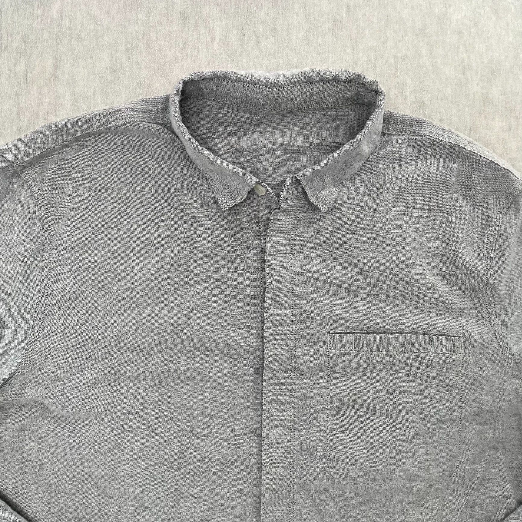 Lululemon Lululemon Men's Long Sleeve Shirt Commission Button-Up Gray M Collection Logo Breathing Stretch Casual Business Preowned Size US M / EU 48-50 / 2 - 2 Thumbnail